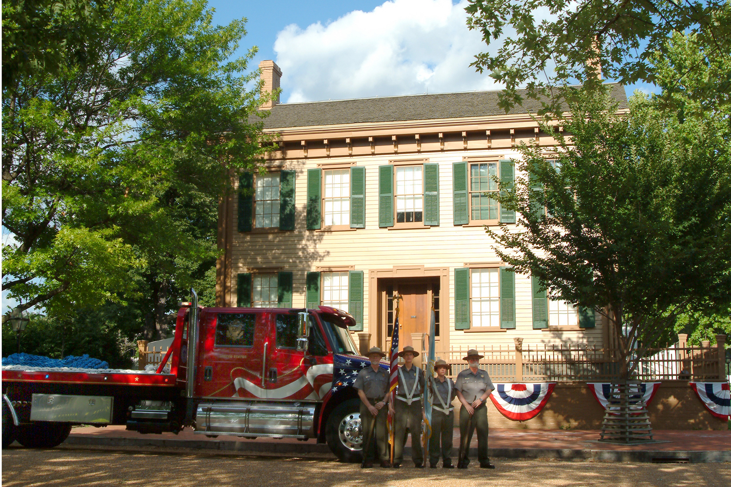 NA Lincoln Home NHS- National Flag Exhibit Honor Our Flag, Owens CD exhibit, National Flag