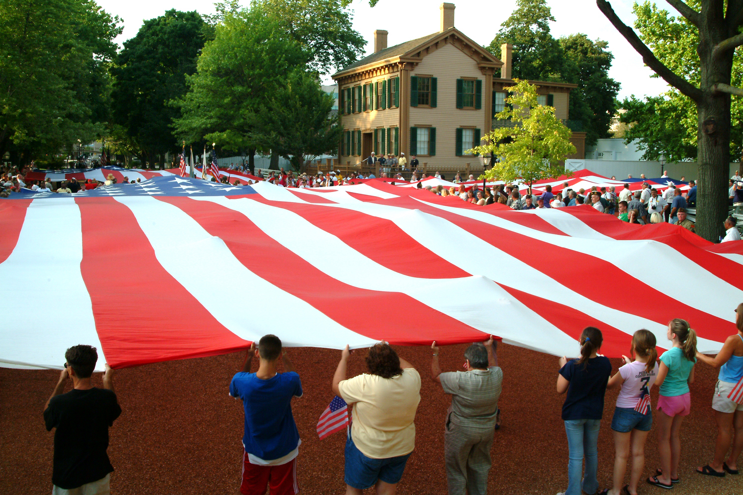 NA Lincoln Home NHS- National Flag Exhibit Honor Our Flag, Owens CD exhibit, National Flag