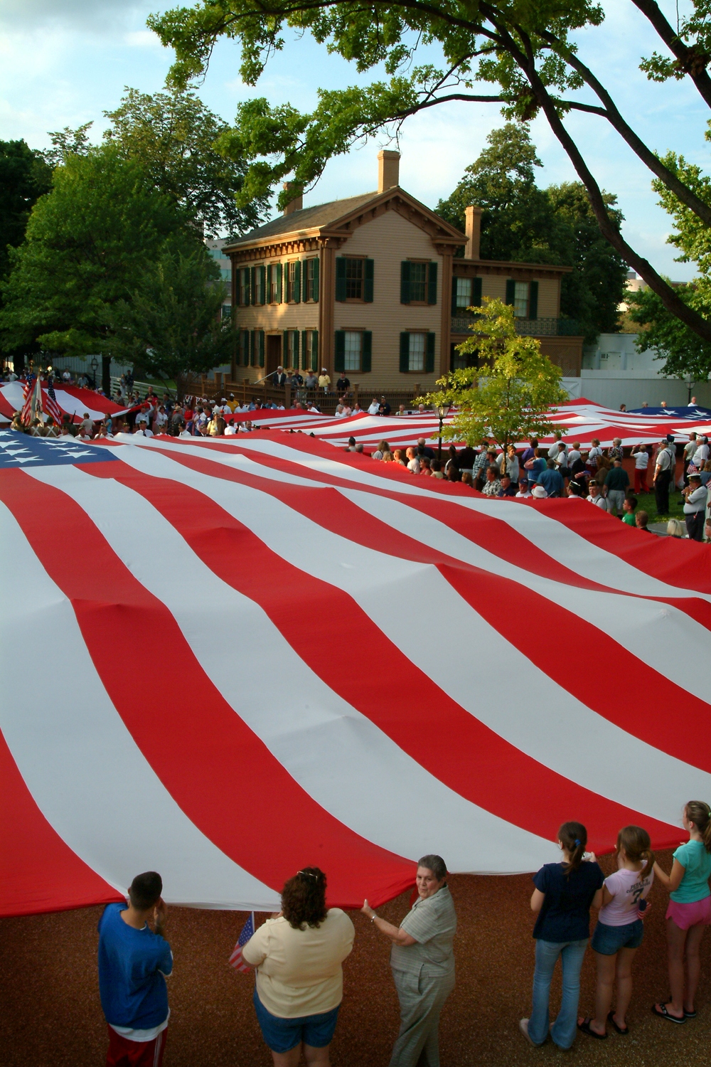 NA Lincoln Home NHS- National Flag Exhibit Honor Our Flag, Owens CD exhibit, National Flag