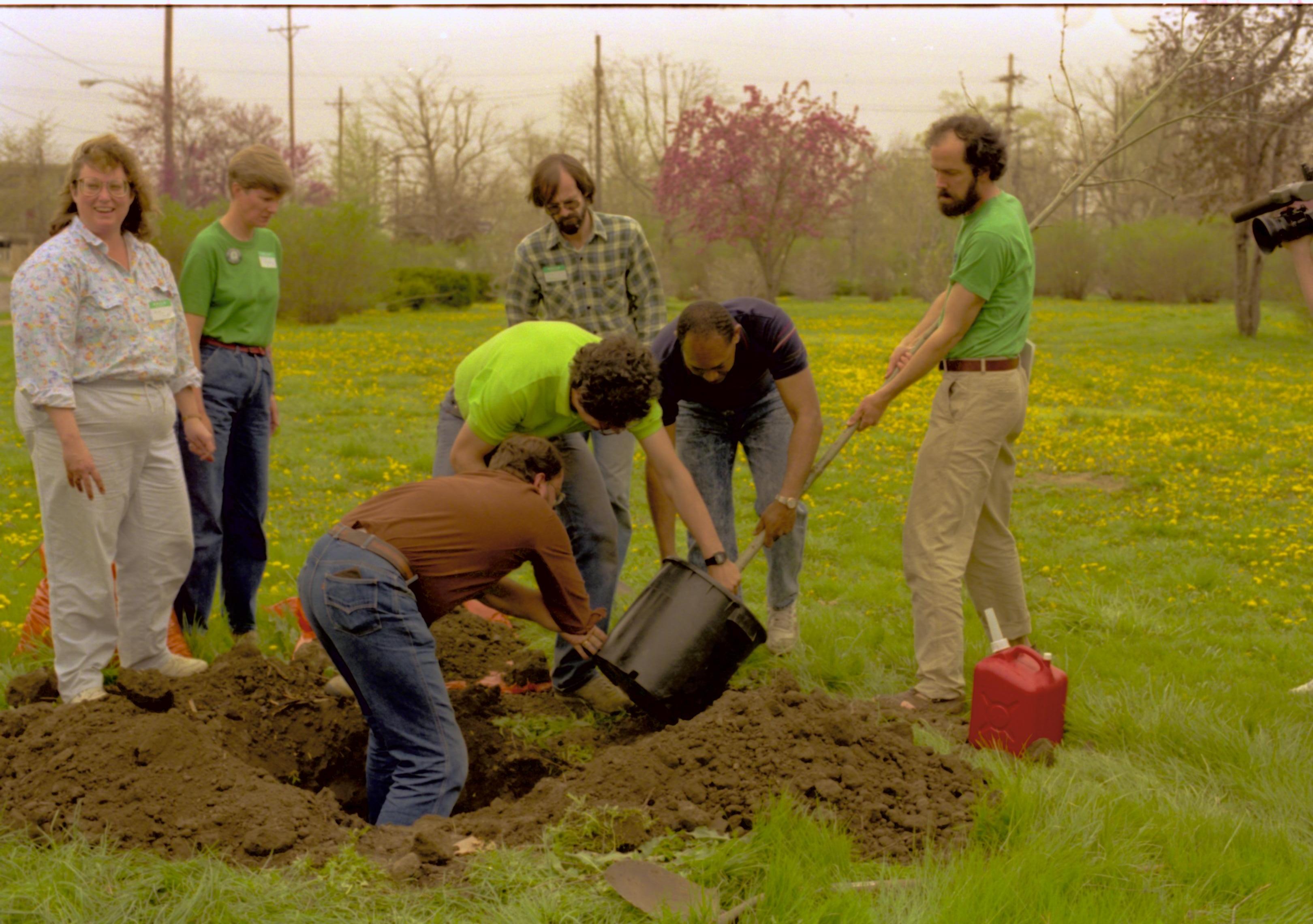 NA Lincoln Home NHS- Morse House Tree Planting, 64A Morse House, tree planting