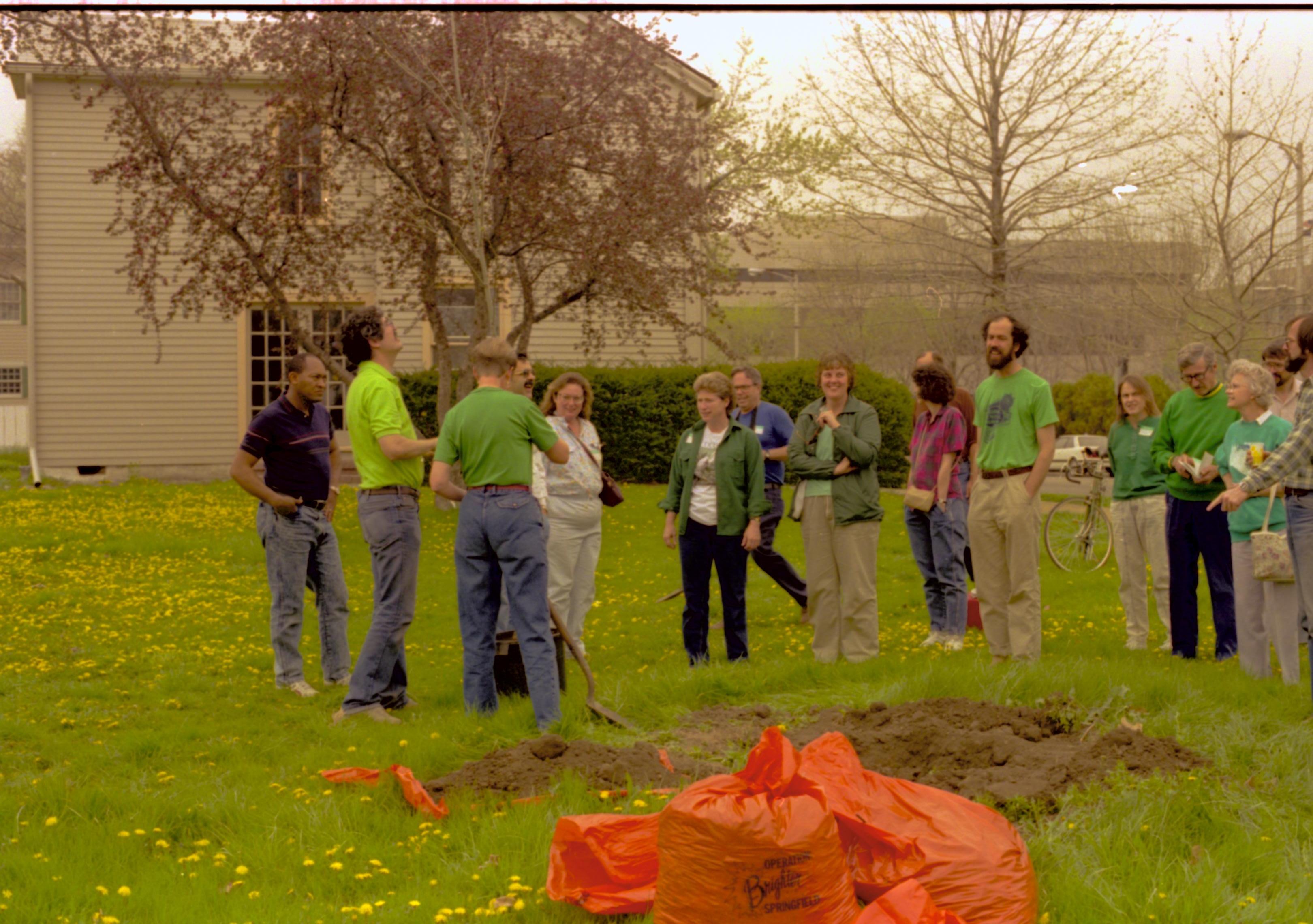 NA Lincoln Home NHS- Morse House Tree Planting, 64A Morse House, tree planting