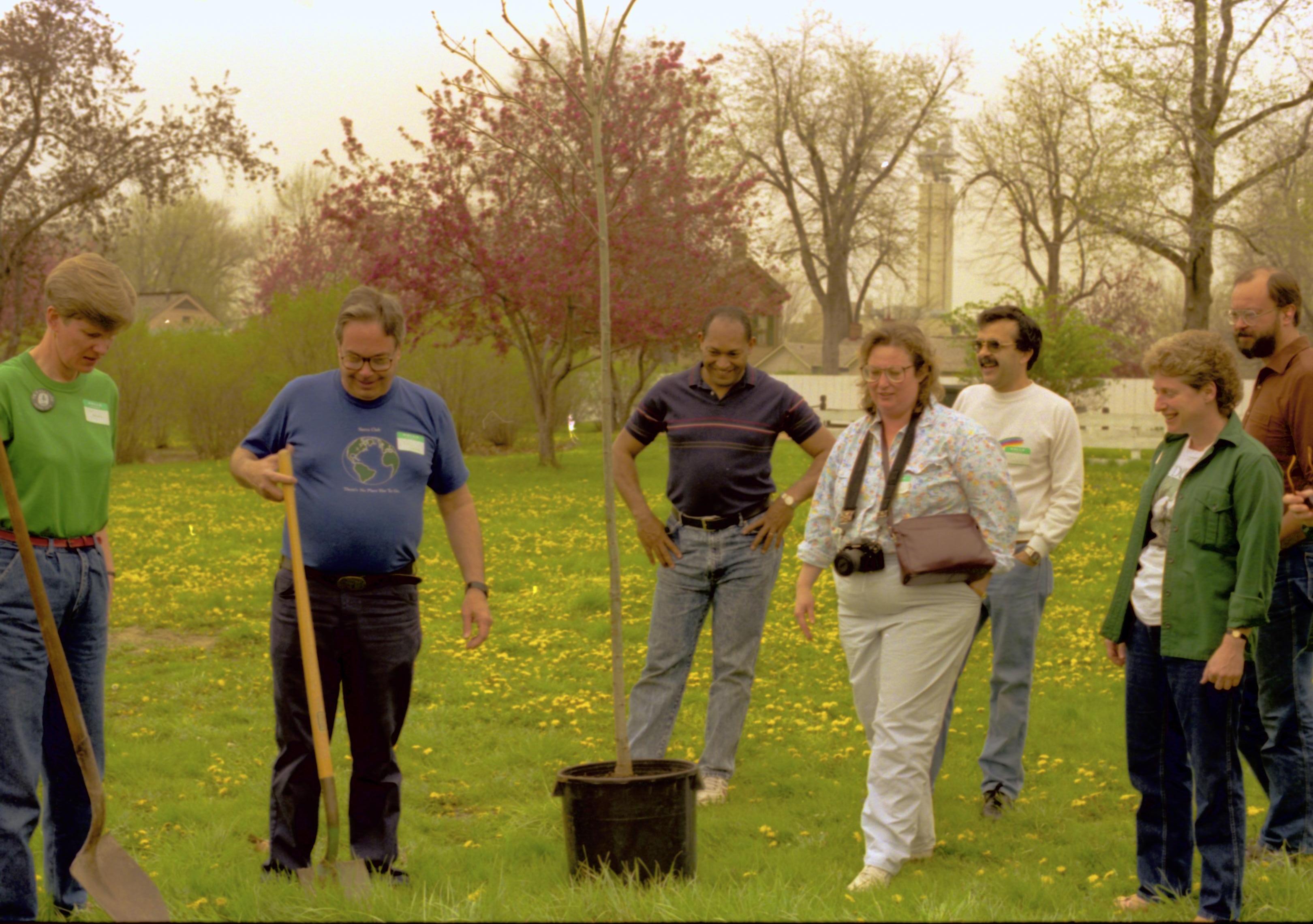 NA Lincoln Home NHS- Morse House Tree Planting, 64A Morse House, tree planting