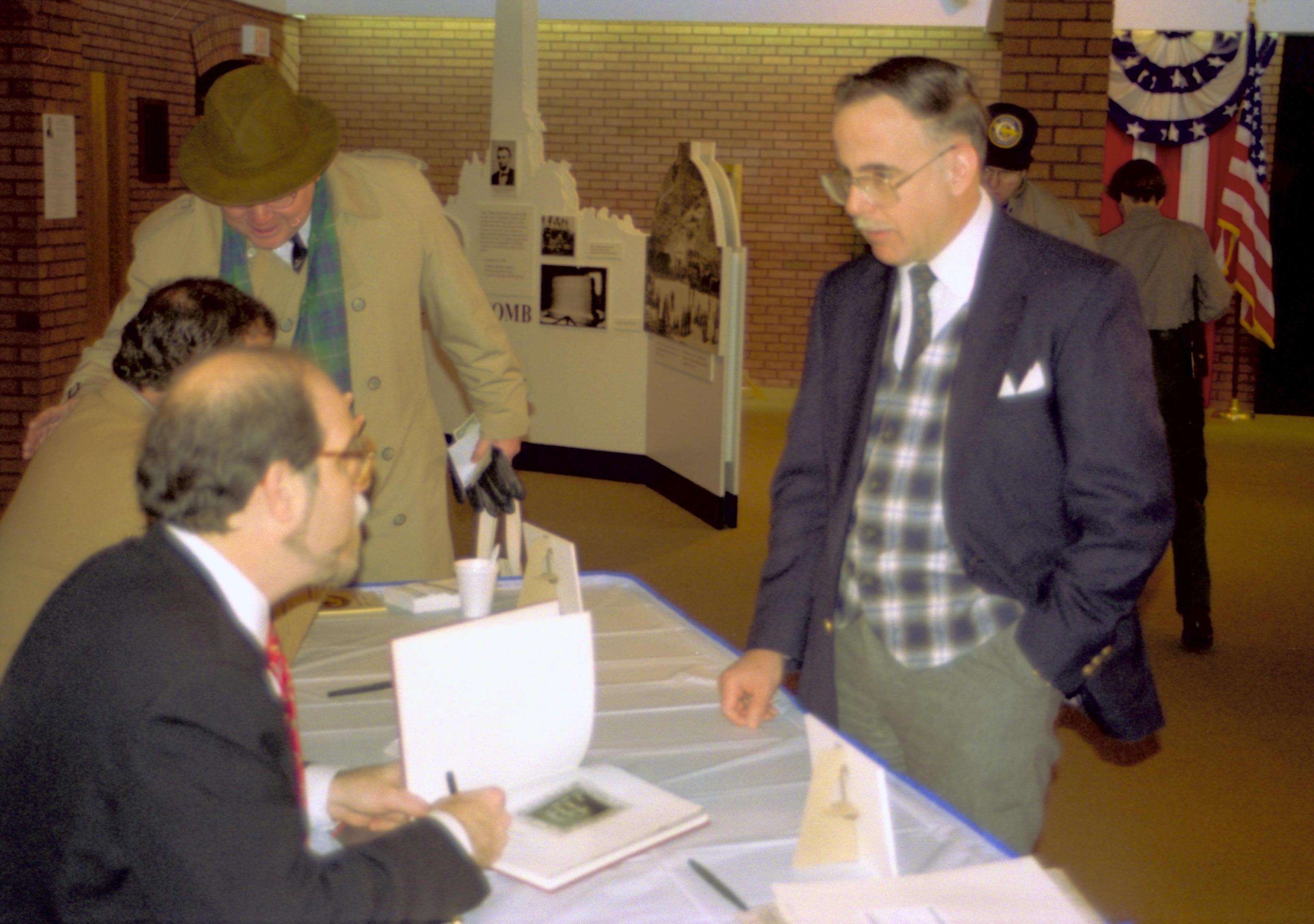 NA Lincoln Home NHS- Lincoln Birthday and Essay Contest Birthday Celebration, book signing