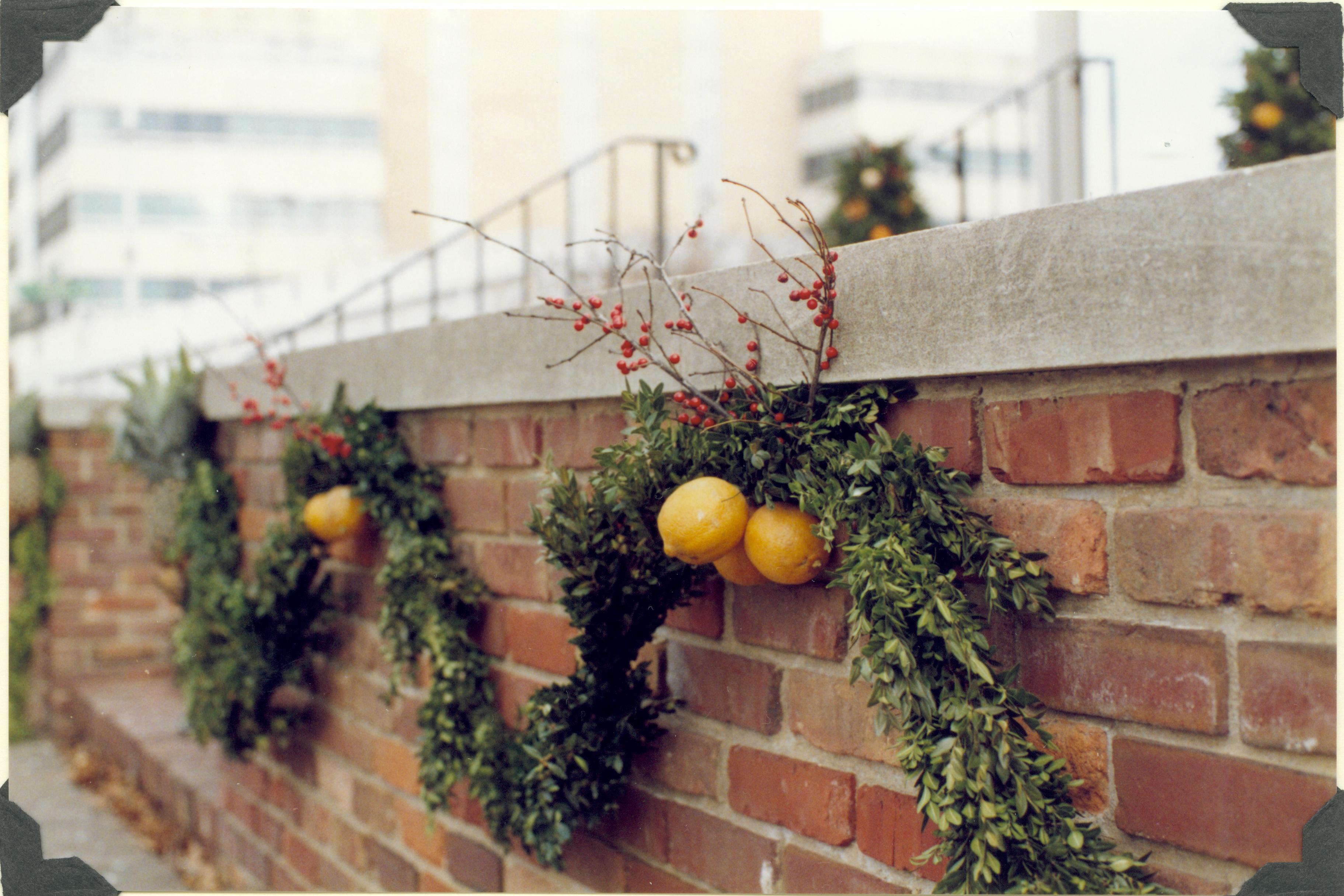 NA Lincoln Home NHS- Christmas in Licoln Neighborhood 1989 Christmas, neighborhood, decorations