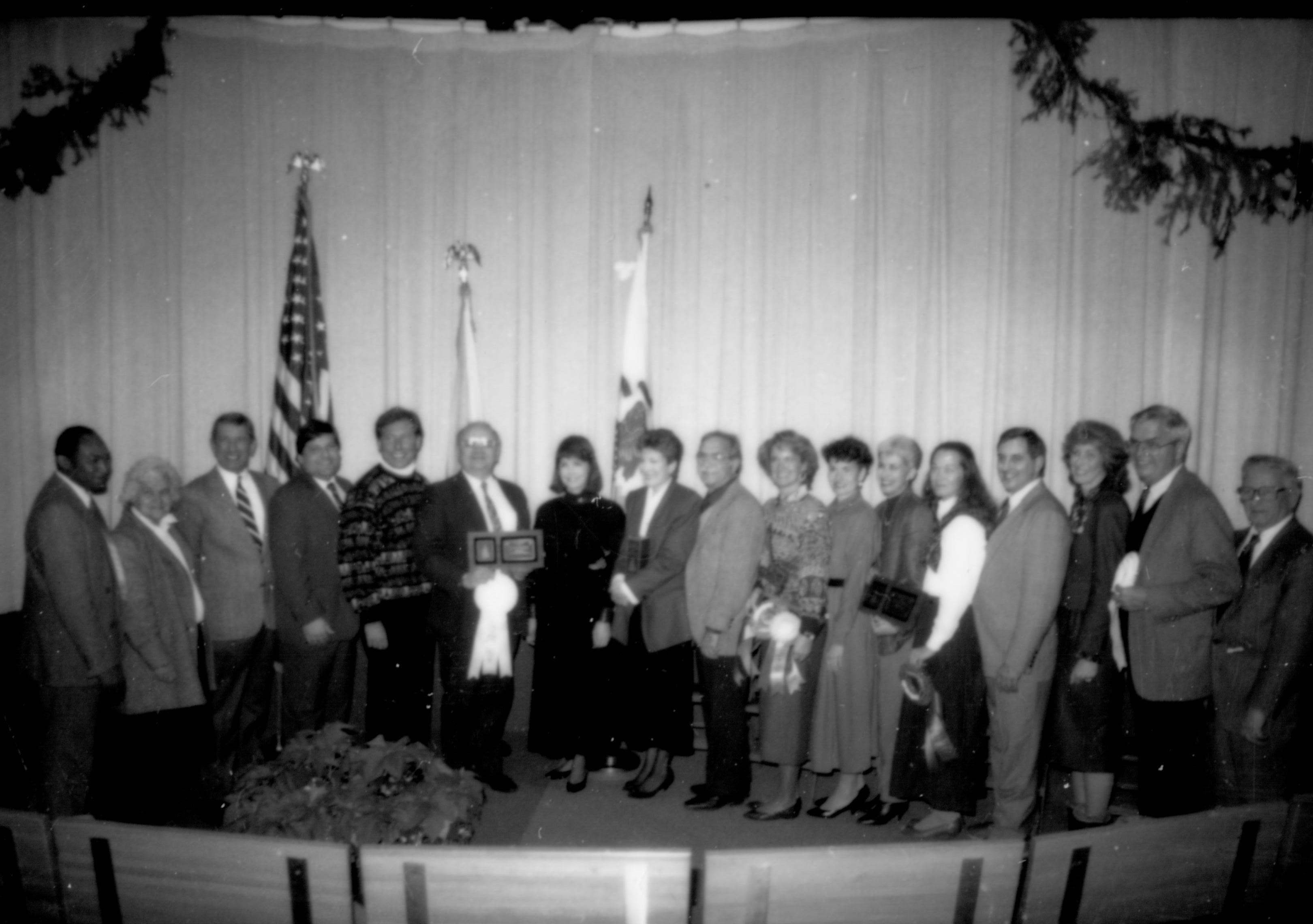 NA Lincoln Home NHS- Christmas in Licoln Neighborhood 1989, 88315 Christmas, neighborhood, ceremony