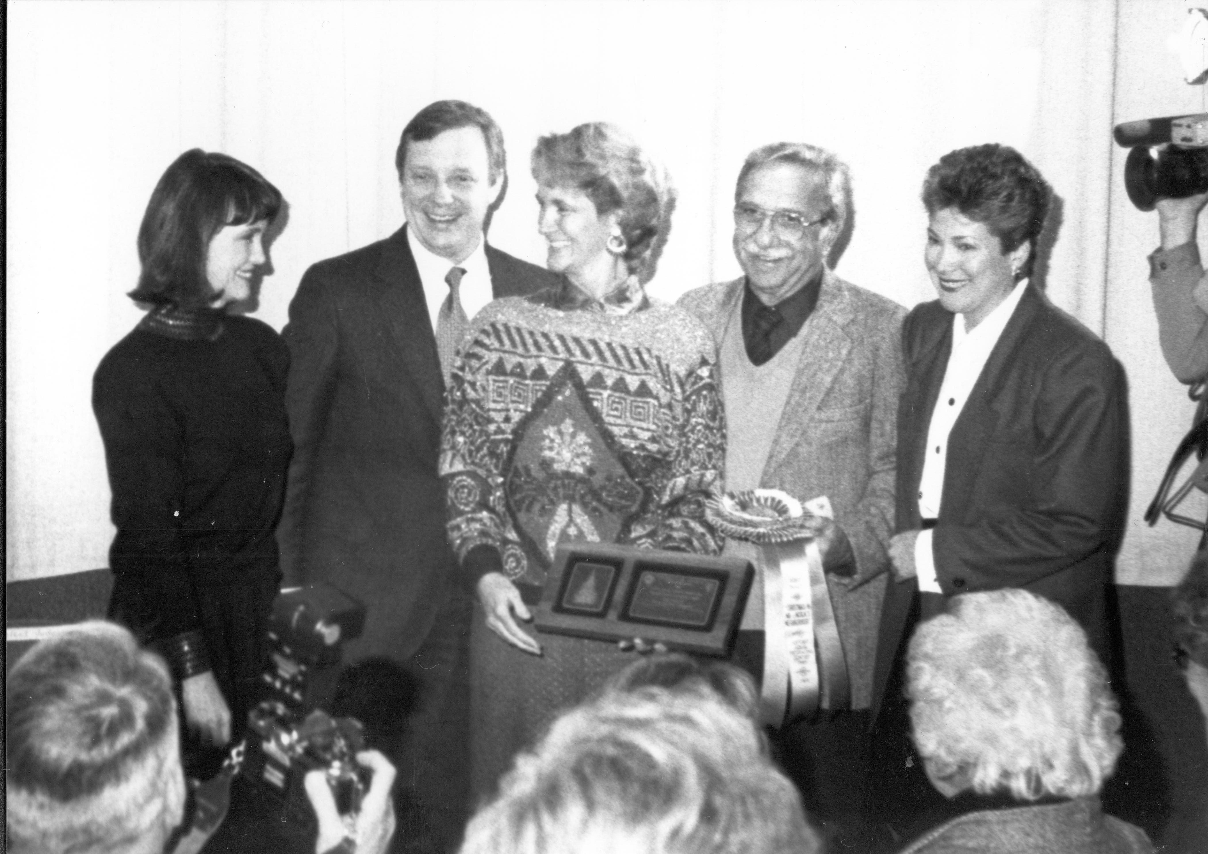 NA Lincoln Home NHS- Christmas in Licoln Neighborhood 1989 Christmas, ceremony, award