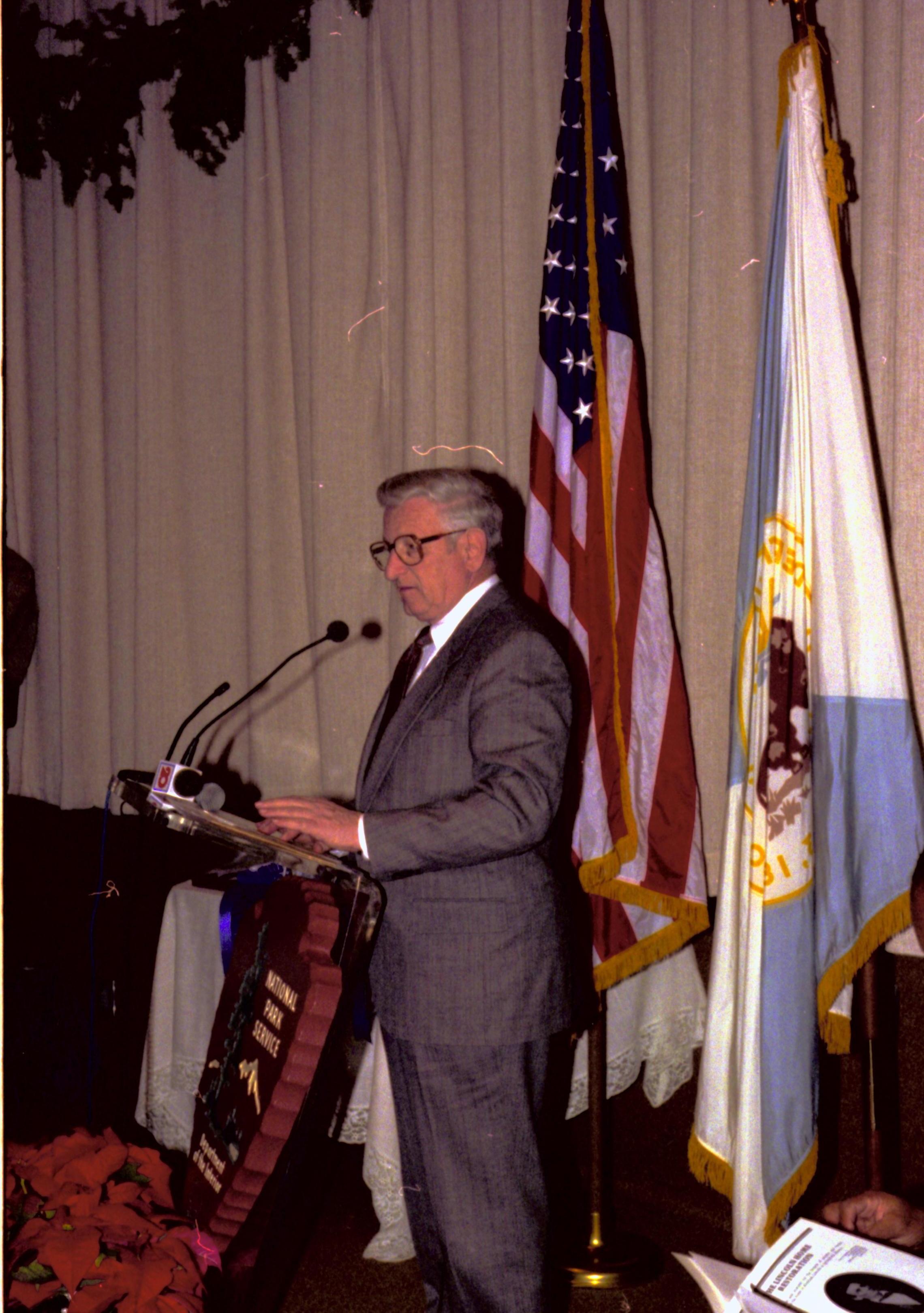 NA Lincoln Home NHS- Christmas in Licoln Neighborhood 1989, 8488, 143A, 25 Christmas, award, ceremony