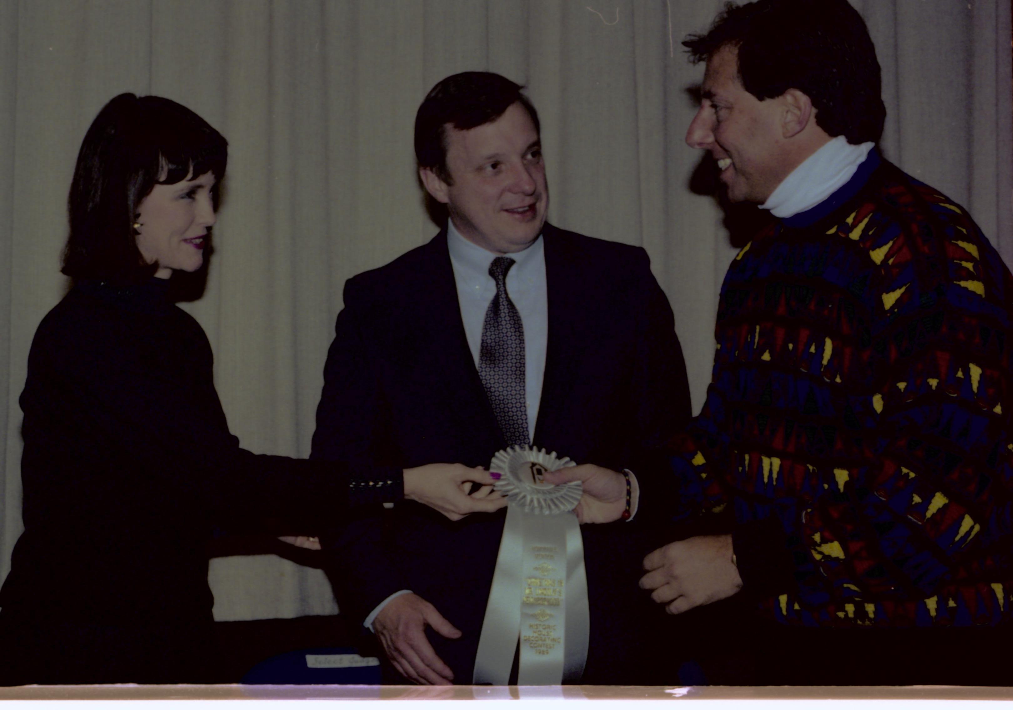 NA Lincoln Home NHS- Christmas in Licoln Neighborhood 1989, 8488, 143A, 25 Christmas, award, ceremony