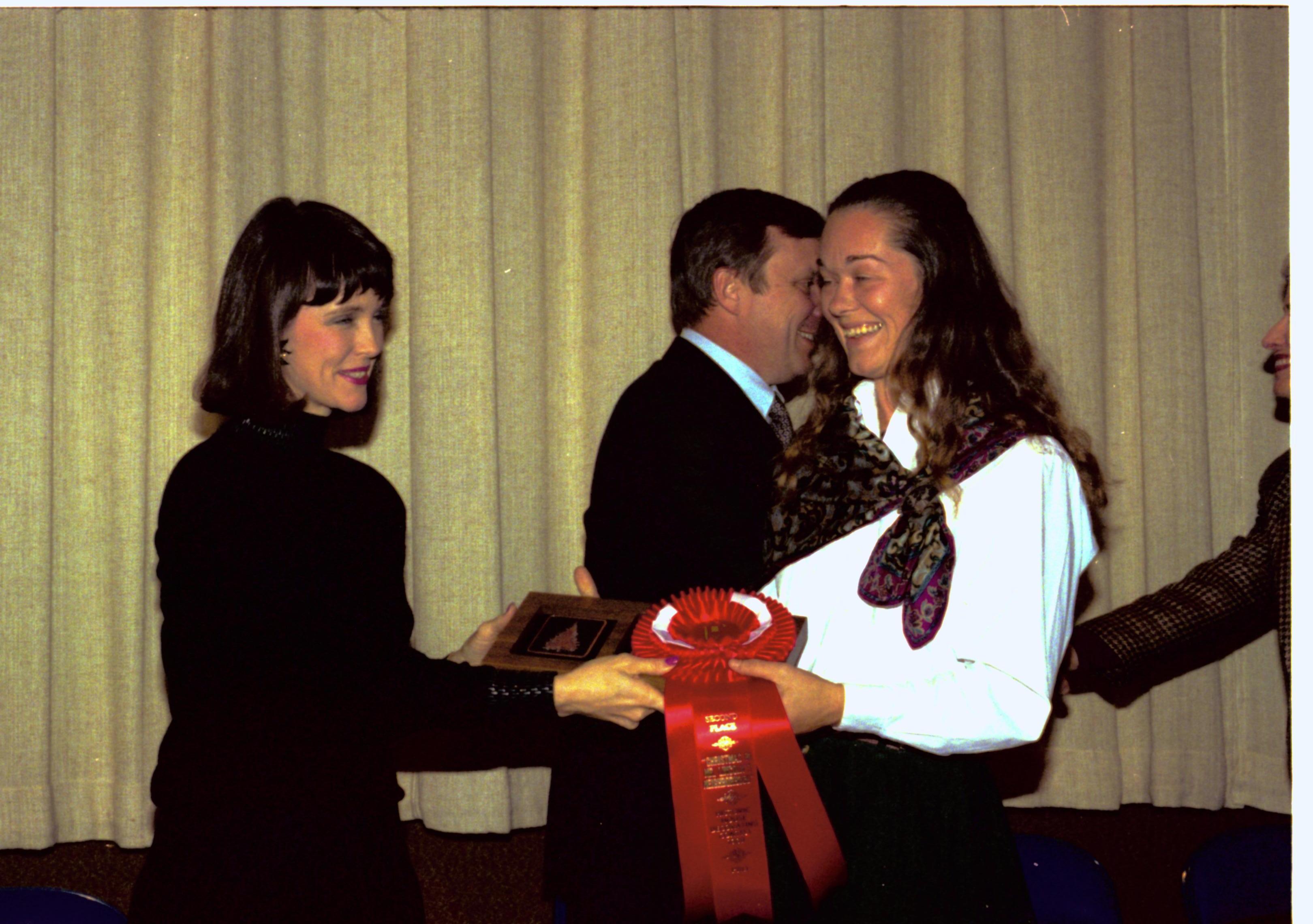 NA Lincoln Home NHS- Christmas in Licoln Neighborhood 1989, 8488, 142A, 24 Christmas, award, ceremony