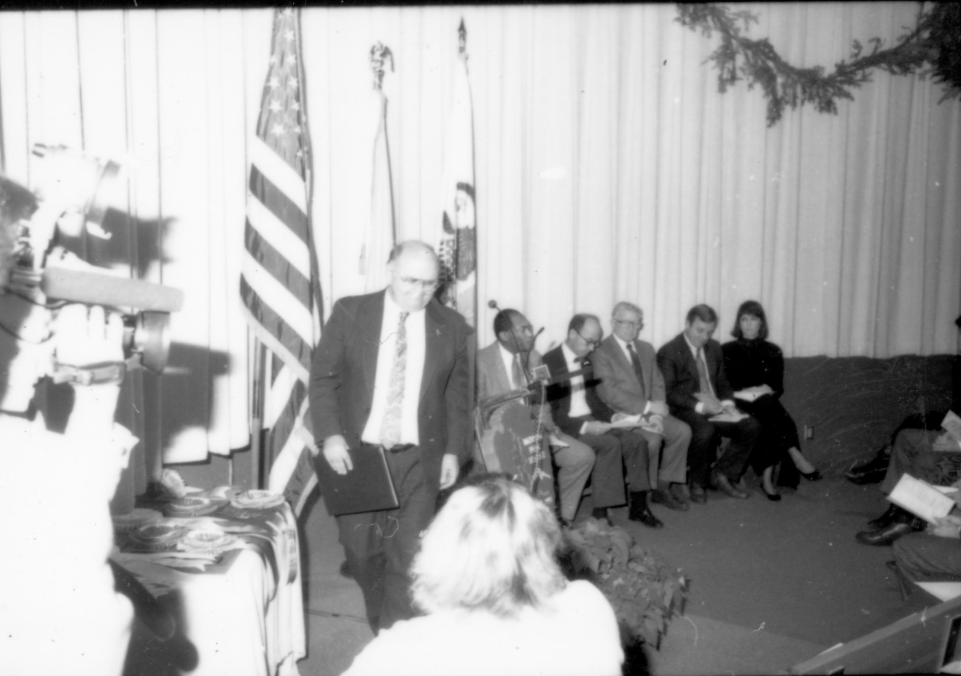 NA Lincoln Home NHS- Christmas in Licoln Neighborhood 1989, 88312, 56A Christmas, award, ceremony
