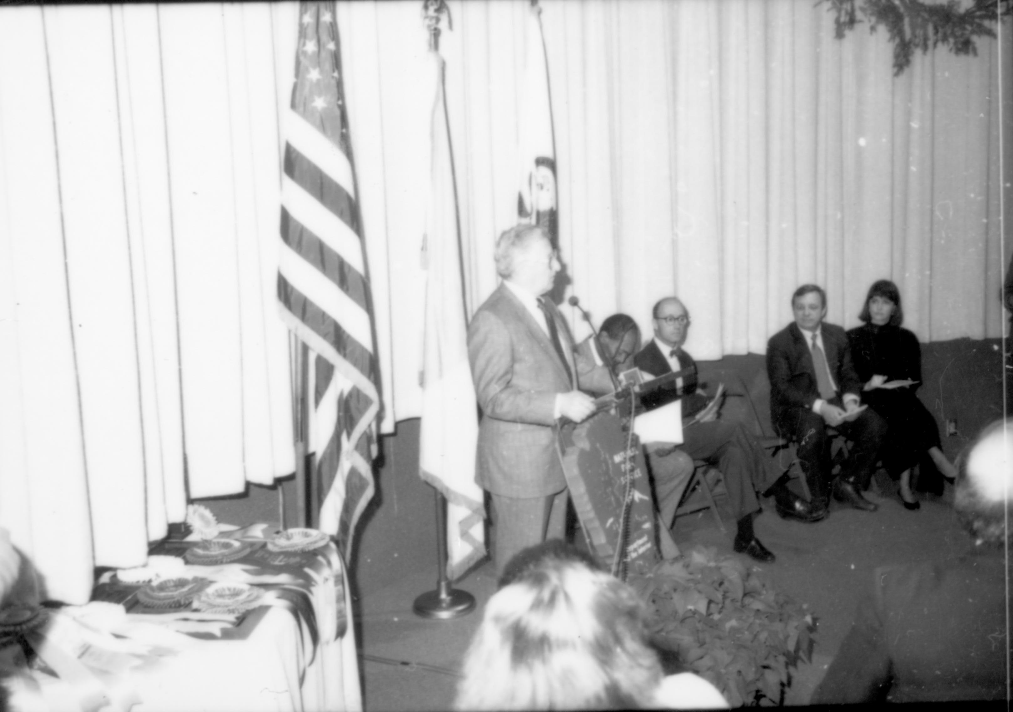 NA Lincoln Home NHS- Christmas in Licoln Neighborhood 1989, 88312, 56A Christmas, award, ceremony