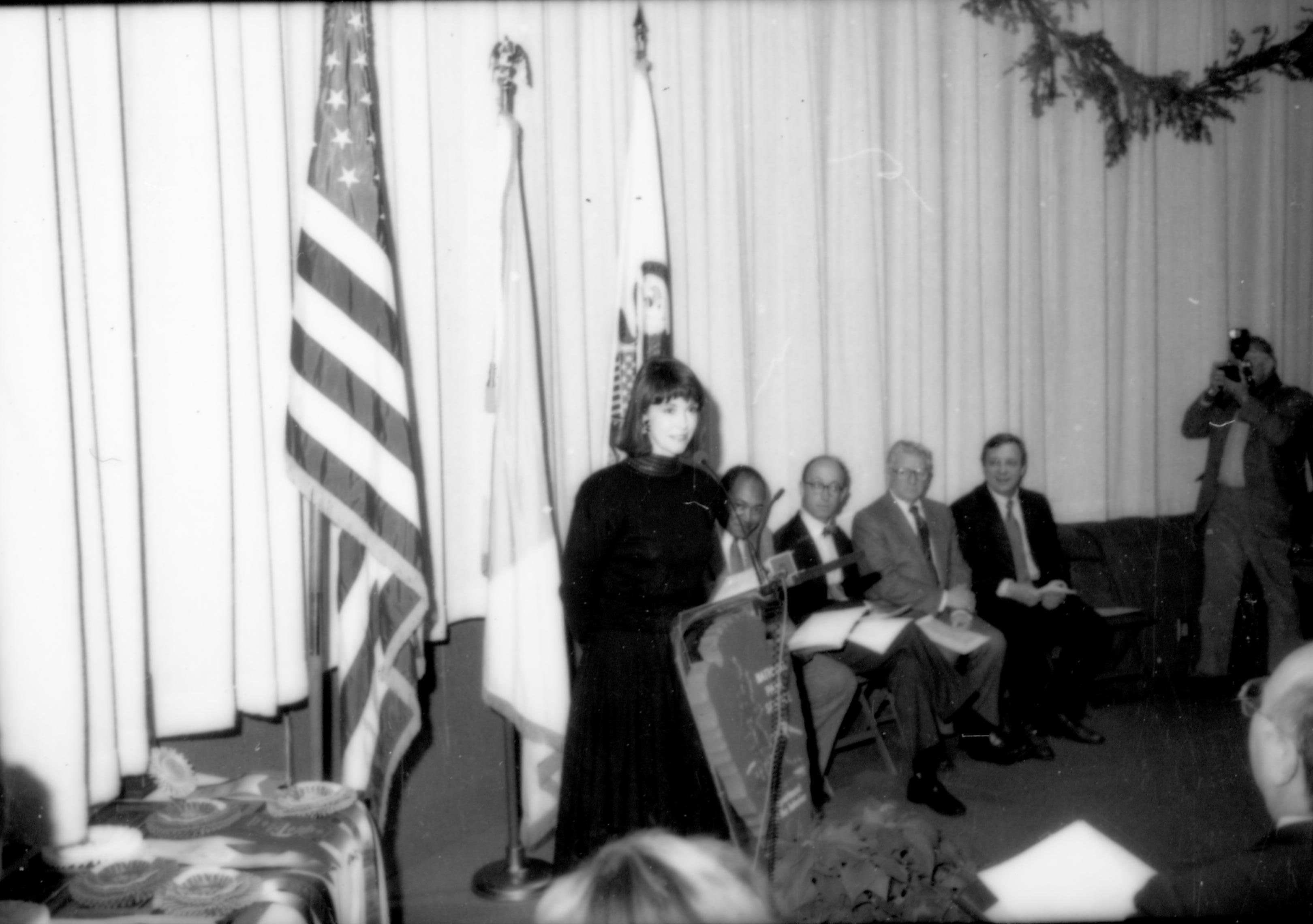 NA Lincoln Home NHS- Christmas in Licoln Neighborhood 1989, 88312, 56A Christmas, award, ceremony