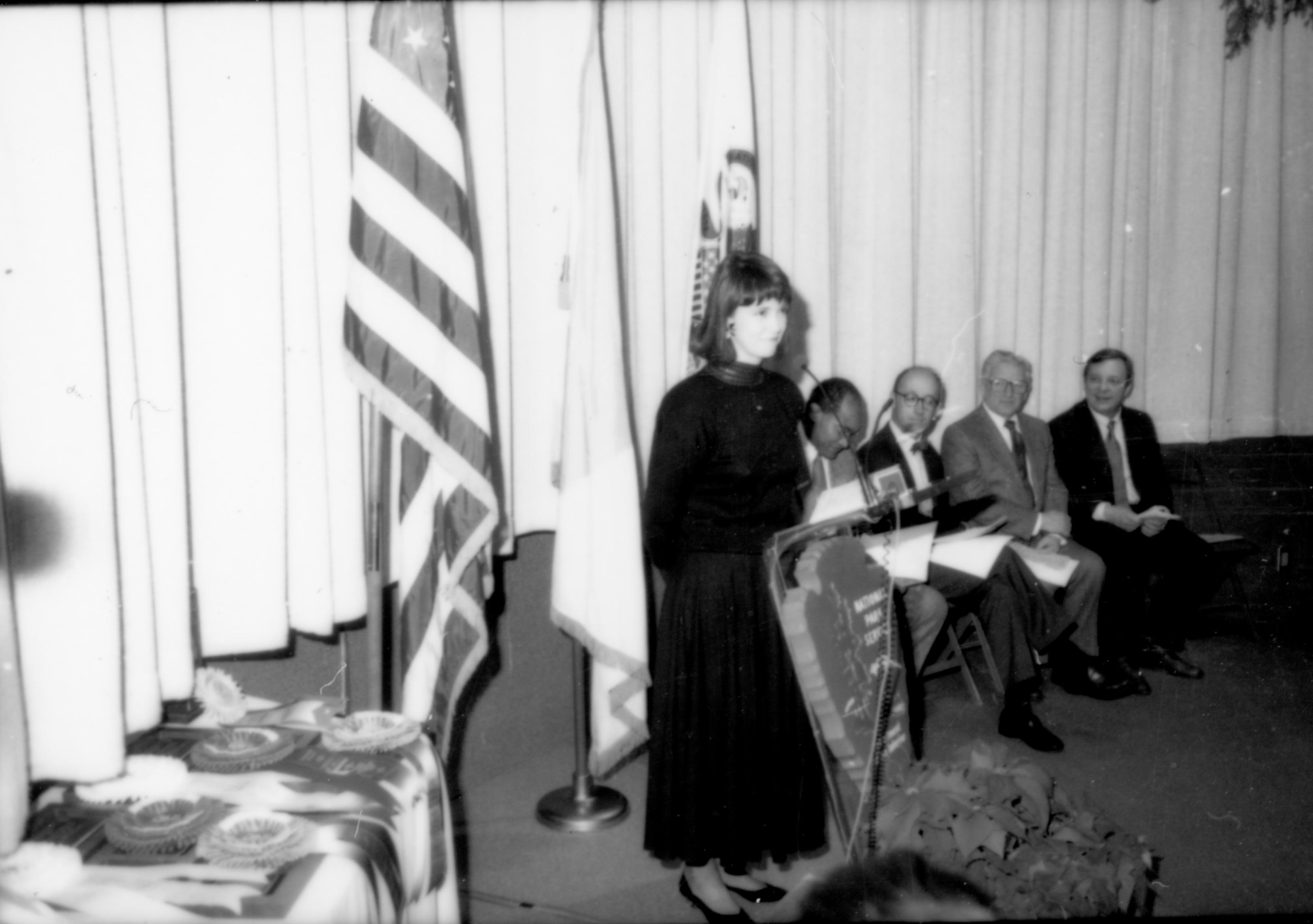 NA Lincoln Home NHS- Christmas in Licoln Neighborhood 1989, 88312, 56A Christmas, award, ceremony