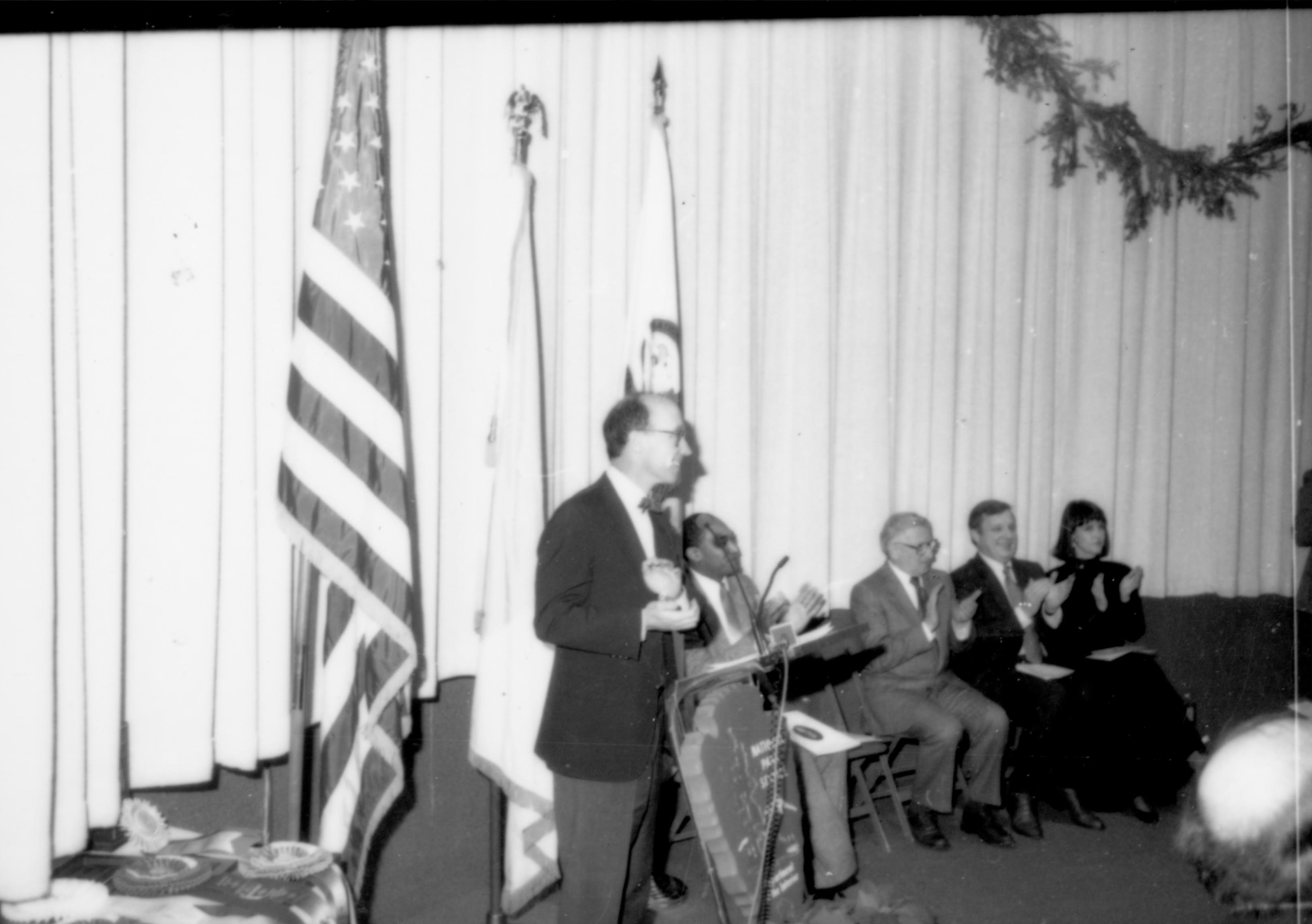 NA Lincoln Home NHS- Christmas in Licoln Neighborhood 1989, 88312, 56A Christmas, award, ceremony