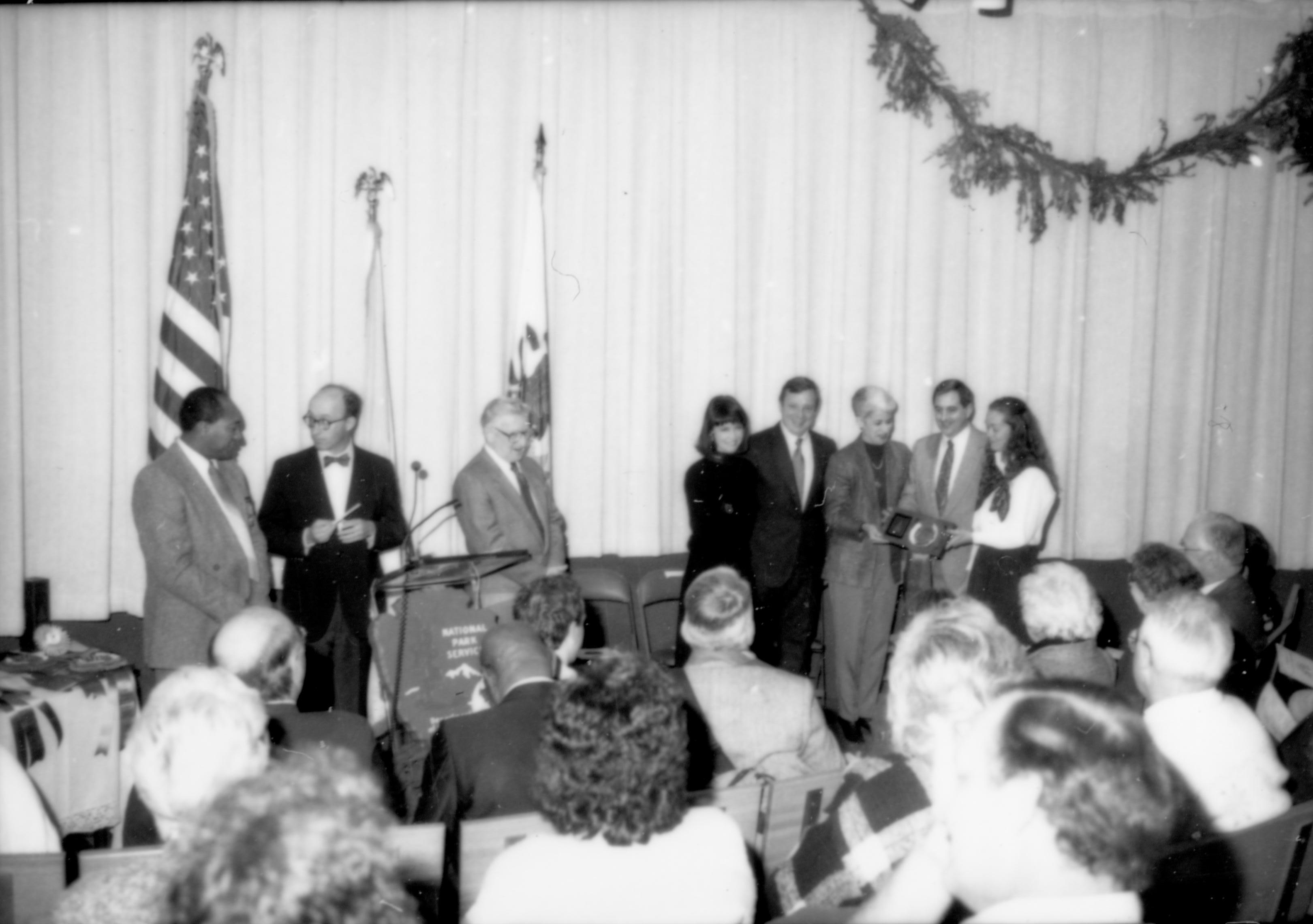 NA Lincoln Home NHS- Christmas in Licoln Neighborhood 1989, 88312 Christmas, award, ceremony