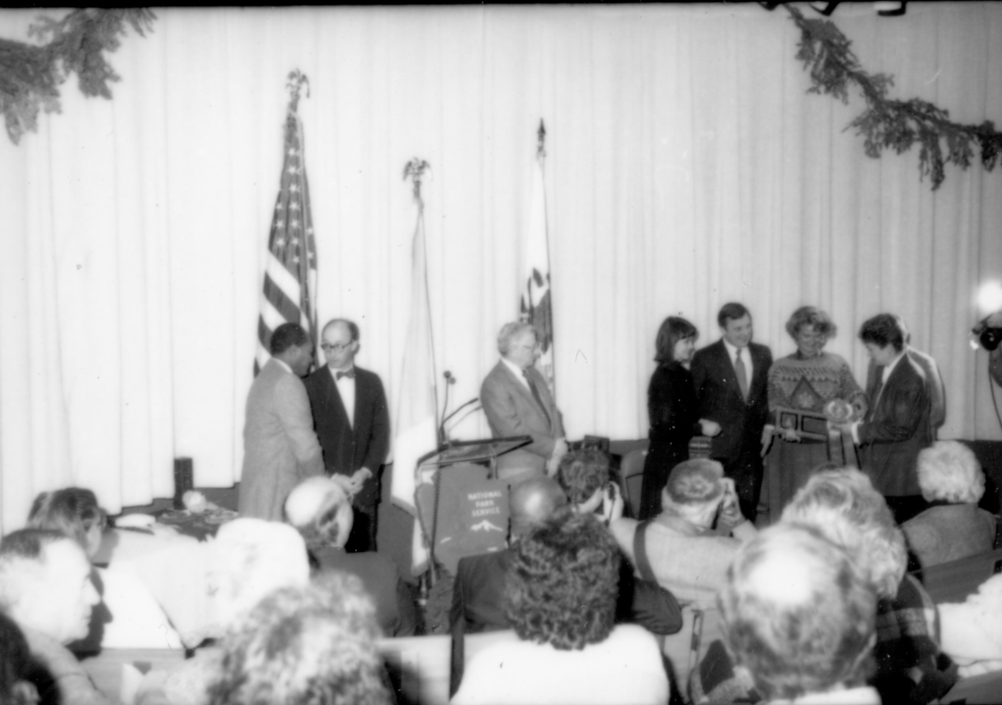 NA Lincoln Home NHS- Christmas in Licoln Neighborhood 1989, 88312 Christmas, award, ceremony