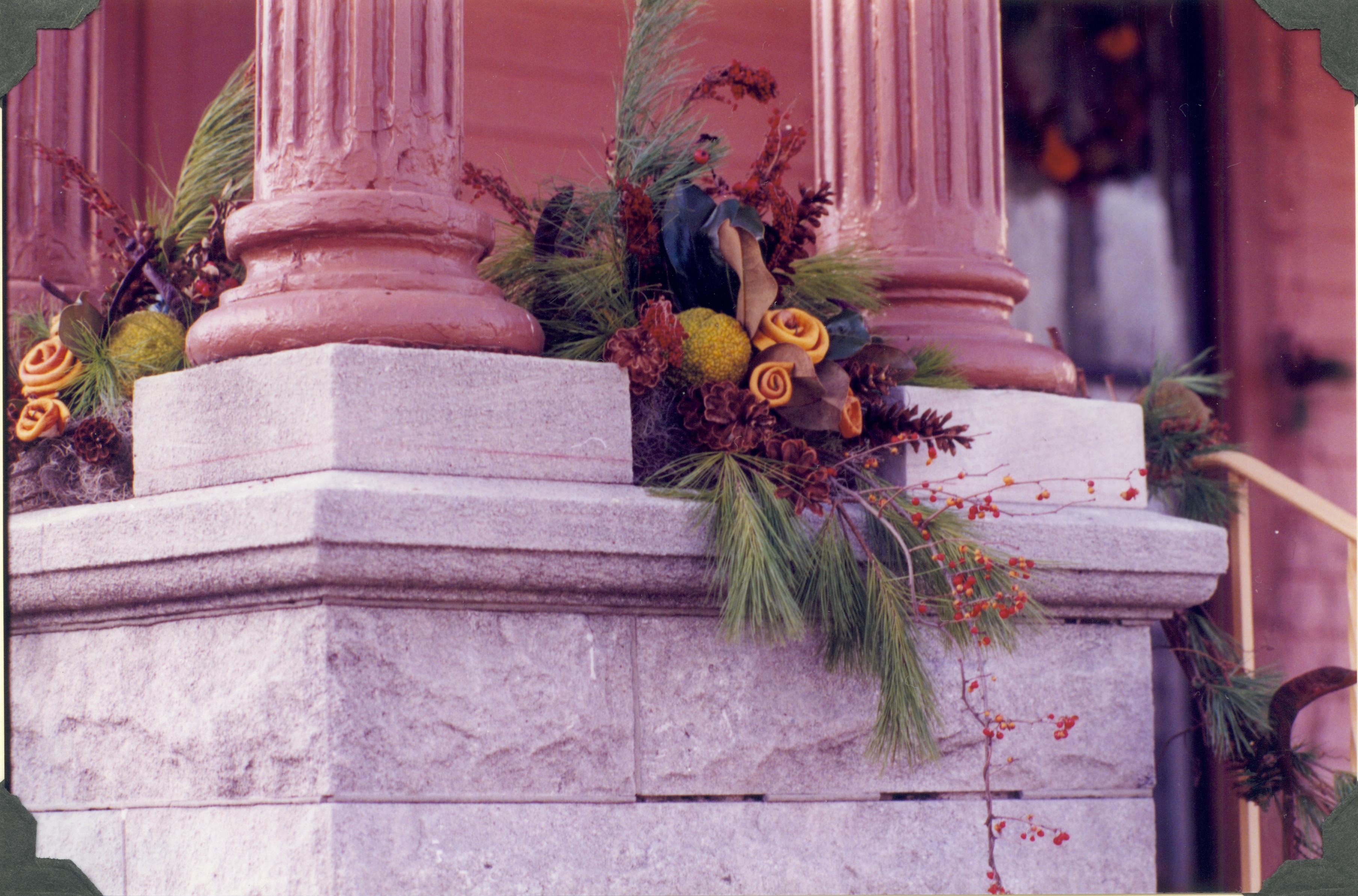 NA Lincoln Home NHS- Christmas in Licoln Neighborhood 1989 Christmas, neighborhood, decorations