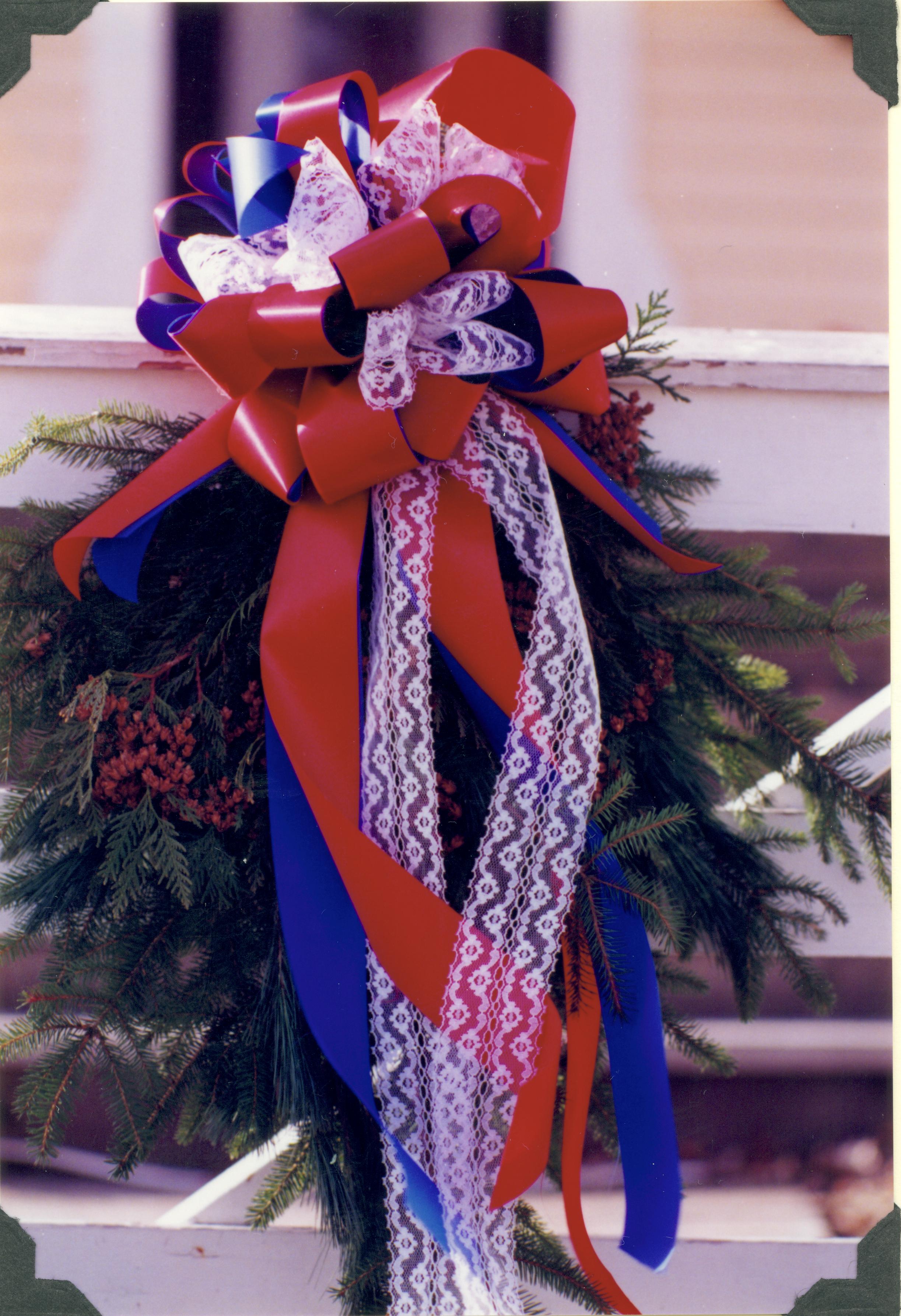 NA Lincoln Home NHS- Christmas in Licoln Neighborhood 1989 Christmas, neighborhood, decorations