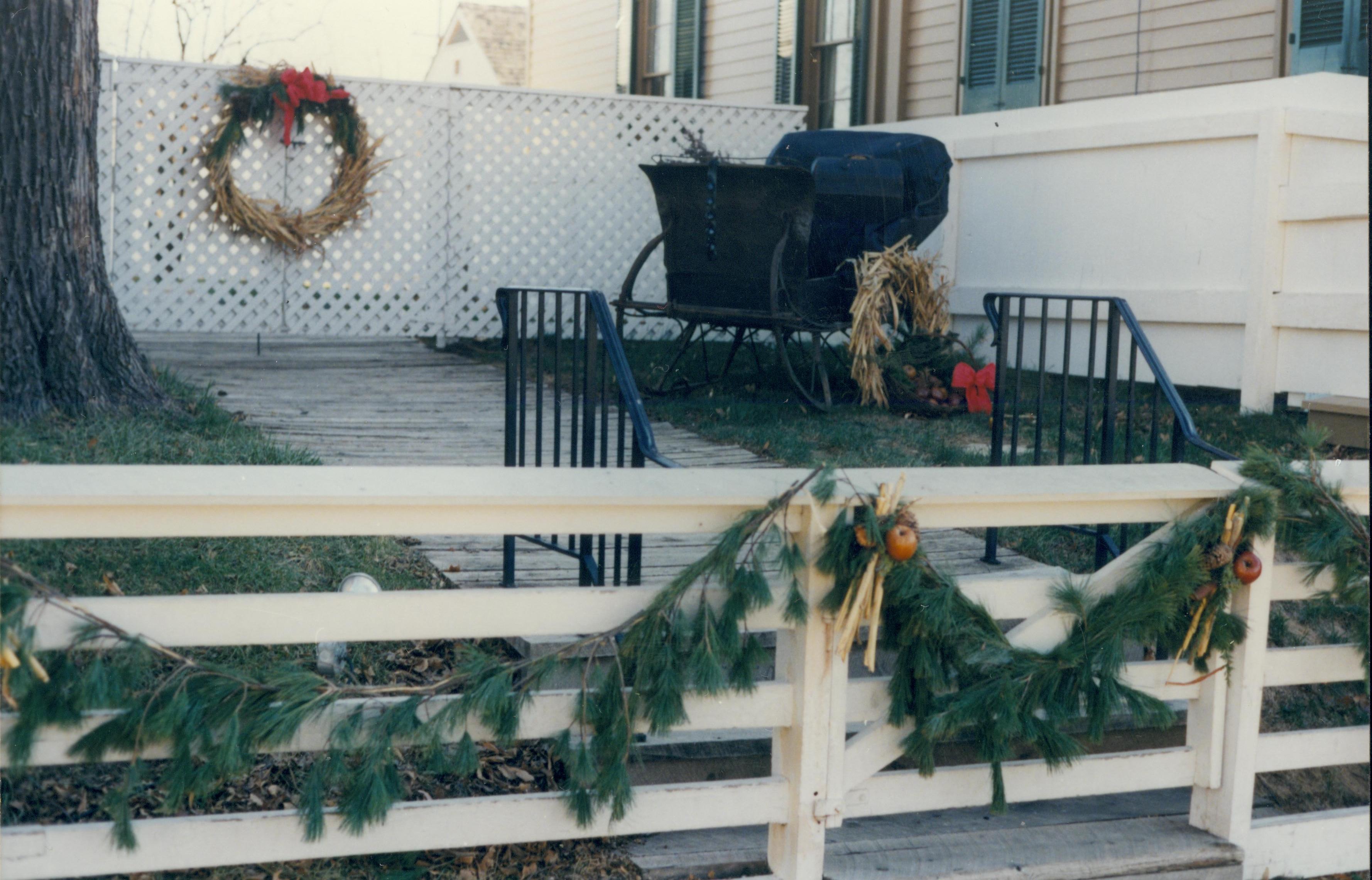 NA Lincoln Home NHS- Christmas in Licoln Neighborhood 1989 Christmas, sleigh, neighborhood, decorations