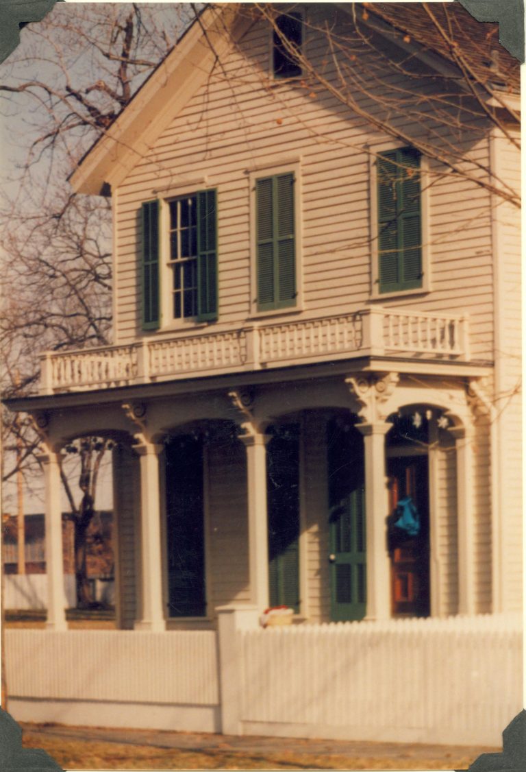 NA Lincoln Home NHS- Christmas in Licoln Neighborhood 1989 Christmas, neighborhood, decorations