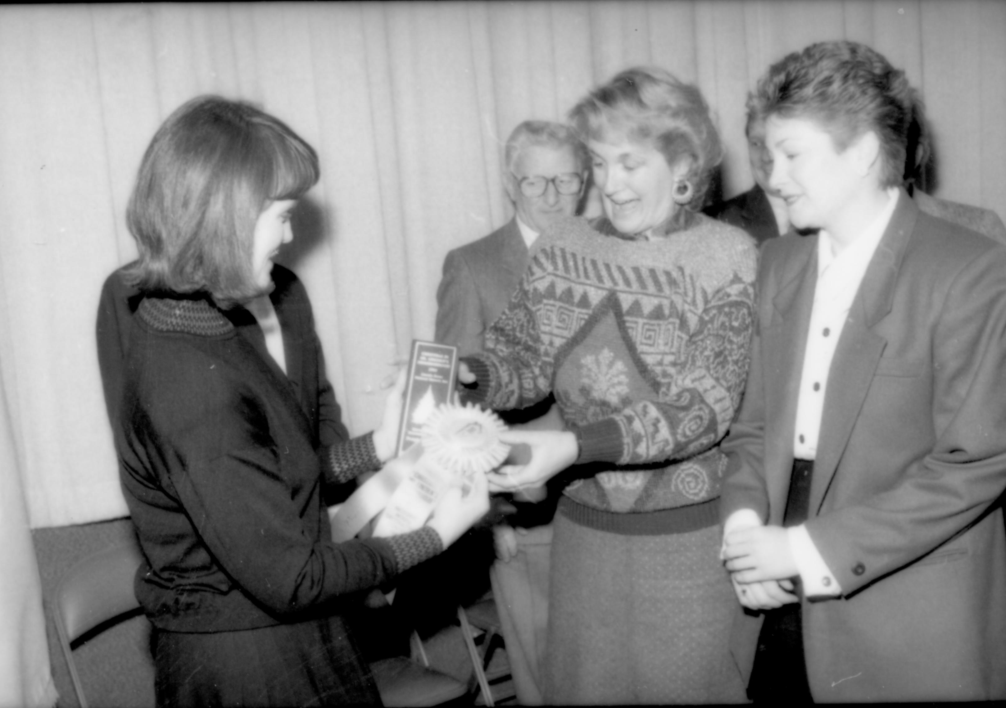 NA Lincoln Home NHS- Christmas in Licoln Neighborhood 1989, 3378 Christmas, neighborhood, ceremony