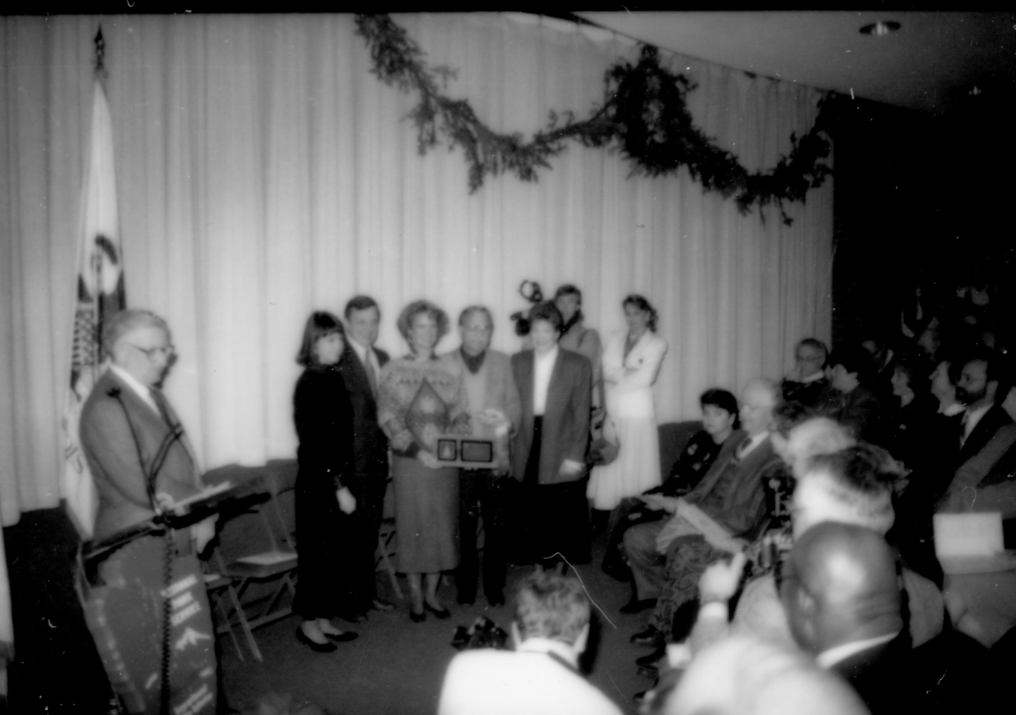 N/A Lincoln Home NHS- Christmas in Lincoln Neighborhood 1989, 88315 Christmas, neighborhood, ceremony