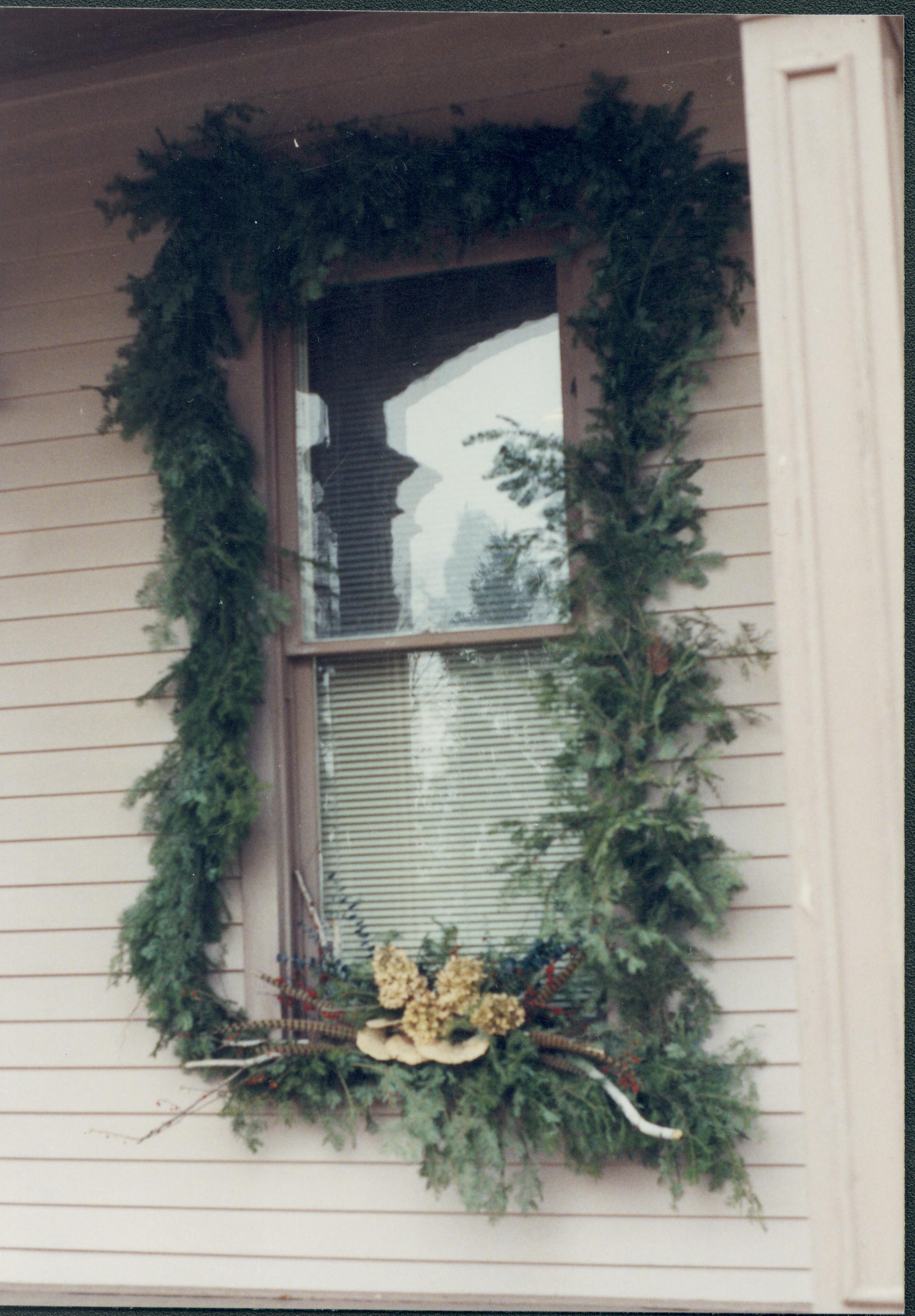 NA Lincoln Home NHS- Christmas in Licoln Neighborhood 1991 Christmas, decorations, neighborhood