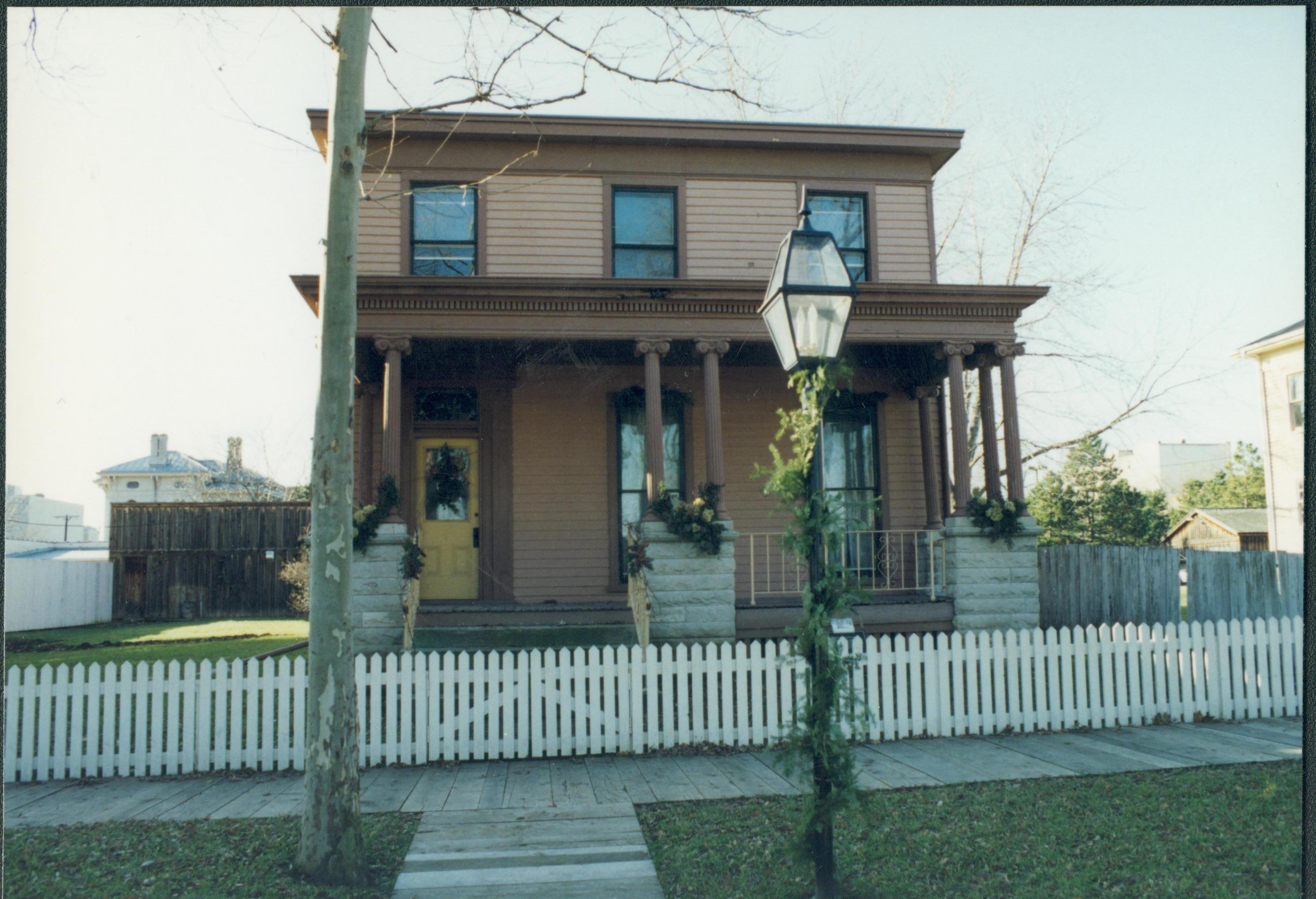 NA Lincoln Home NHS- Christmas in Licoln Neighborhood 1993, Holiday Decorations Christmas, decorations, neighborhood