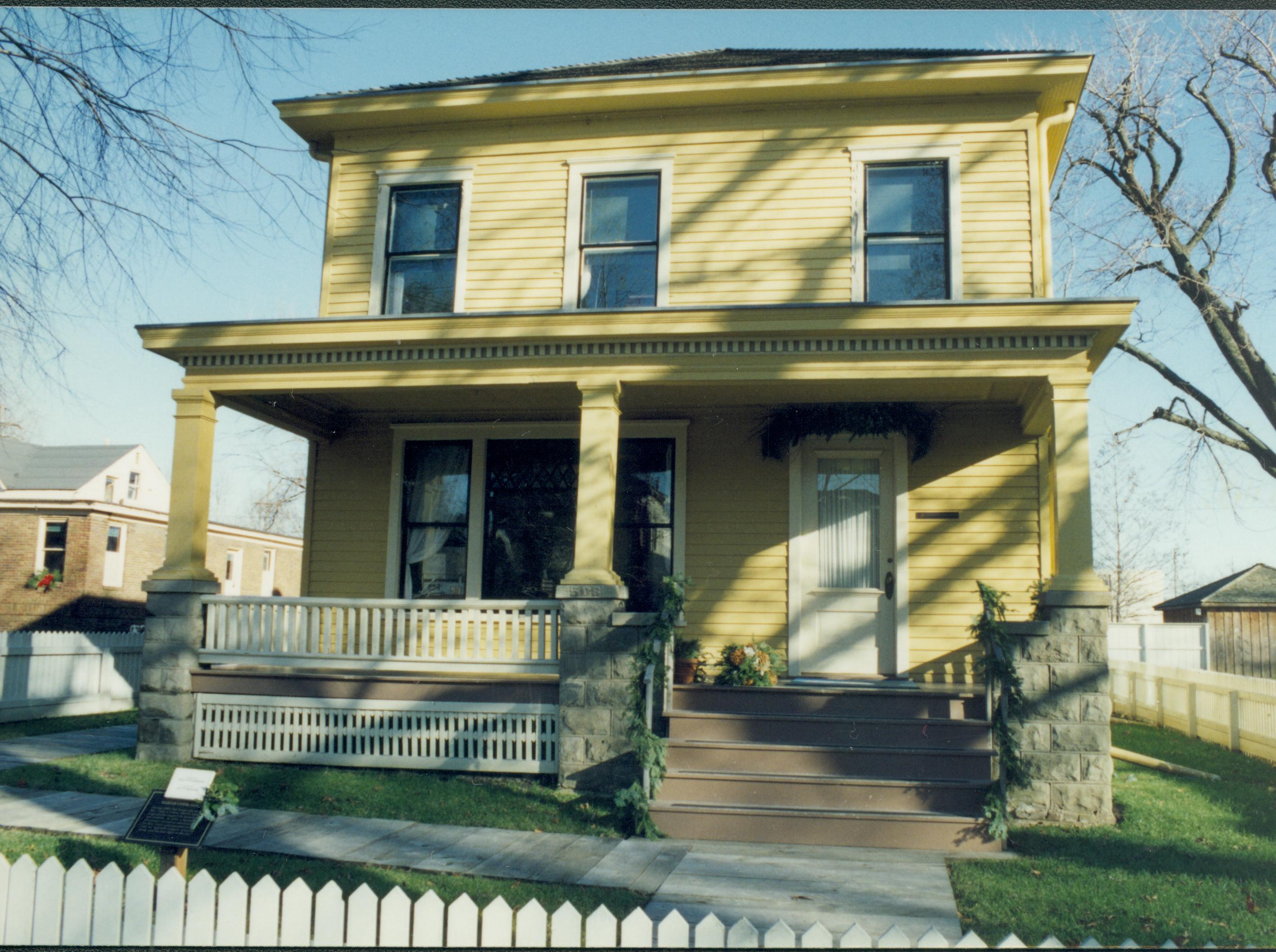 NA Lincoln Home NHS- Christmas in Licoln Neighborhood 1993, Holiday Decorations Christmas, decorations, neighborhood