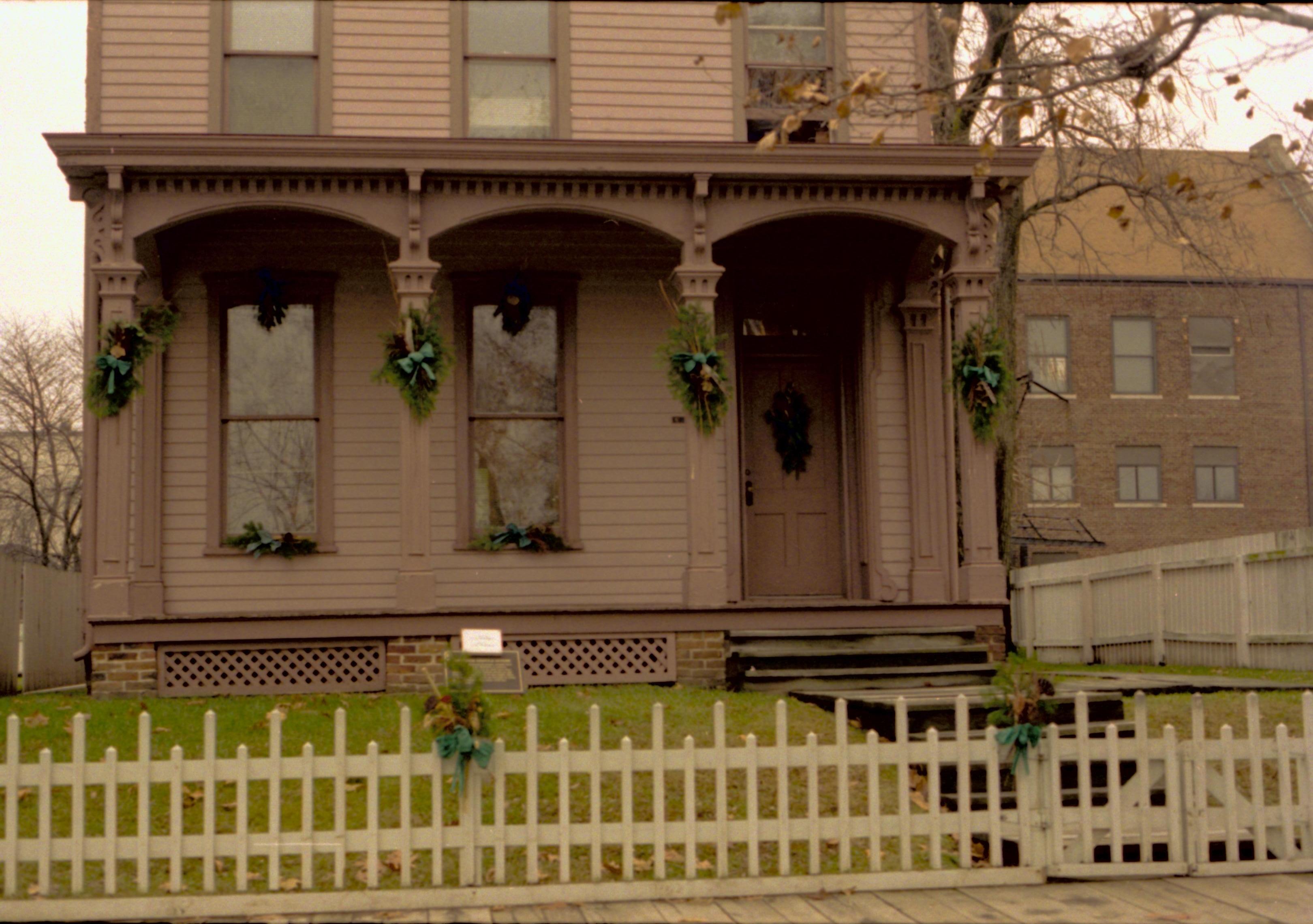 NA Lincoln Home NHS- Christmas in Licoln Neighborhood 1993, Holiday Decorations Christmas, decorations, neighborhood