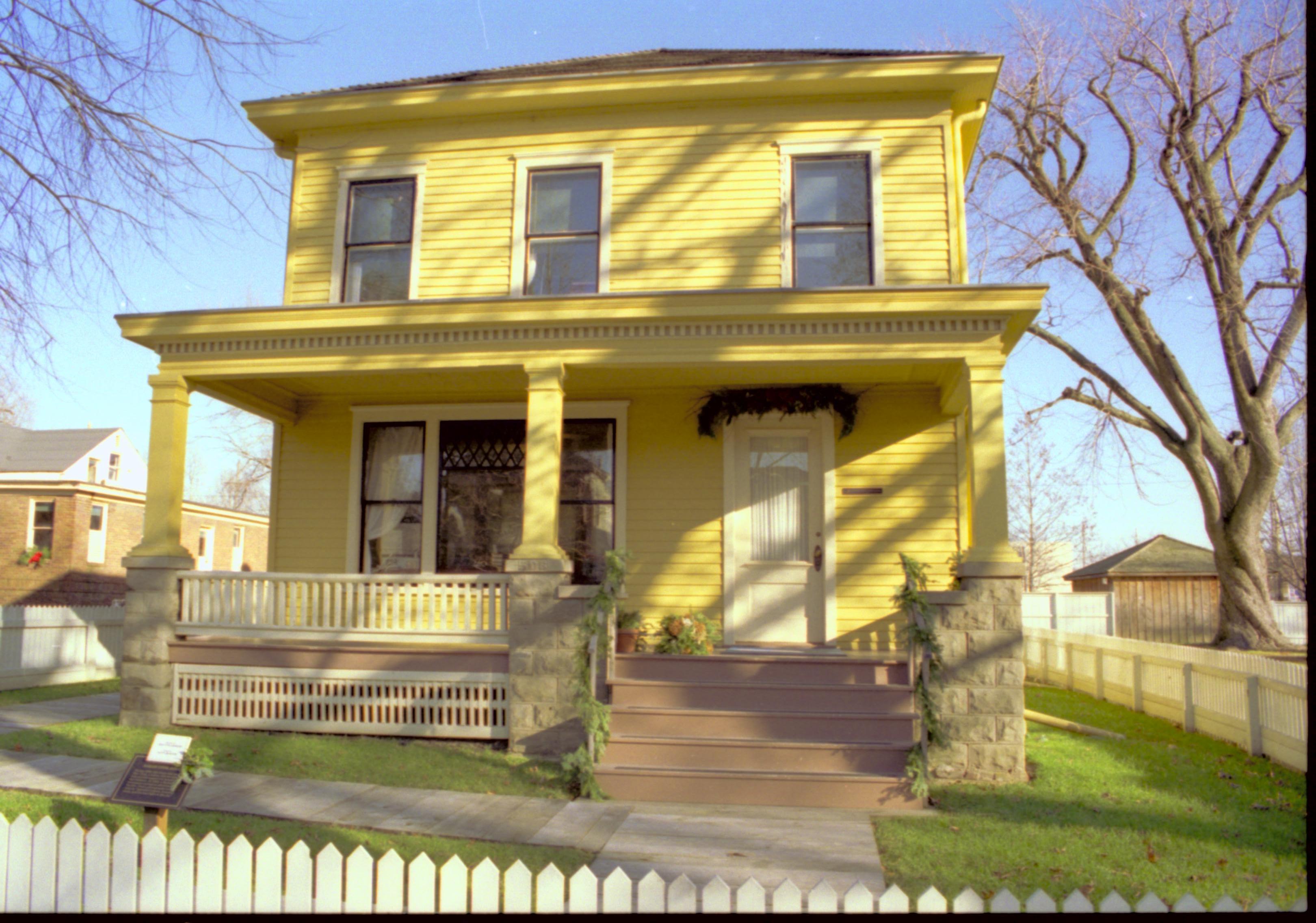 NA Lincoln Home NHS- Christmas in Licoln Neighborhood 1993, Holiday Decorations Christmas, decorations, neighborhood
