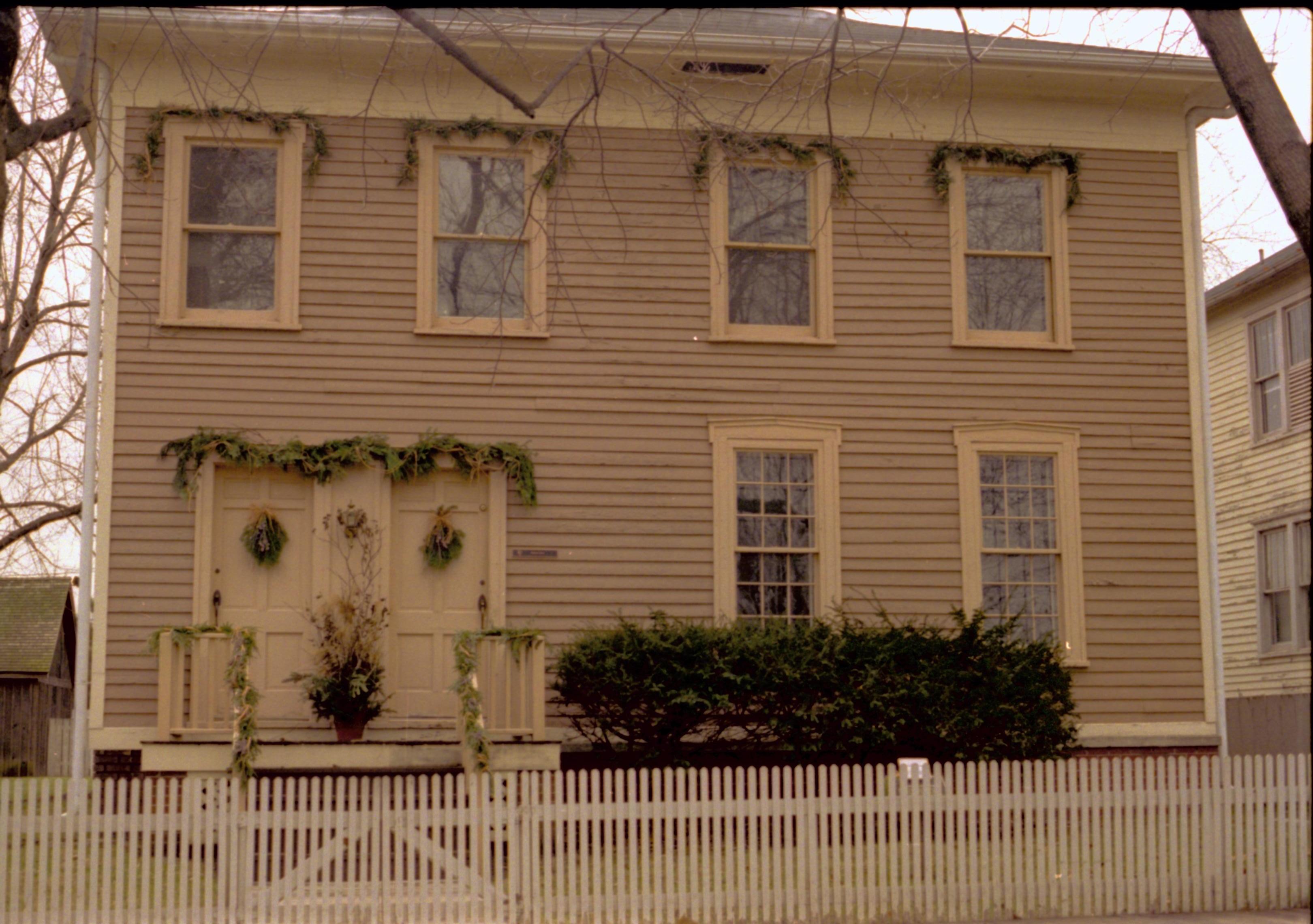 NA Lincoln Home NHS- Christmas in Licoln Neighborhood 1993, Holiday Decorations Christmas, decorations, neighborhood