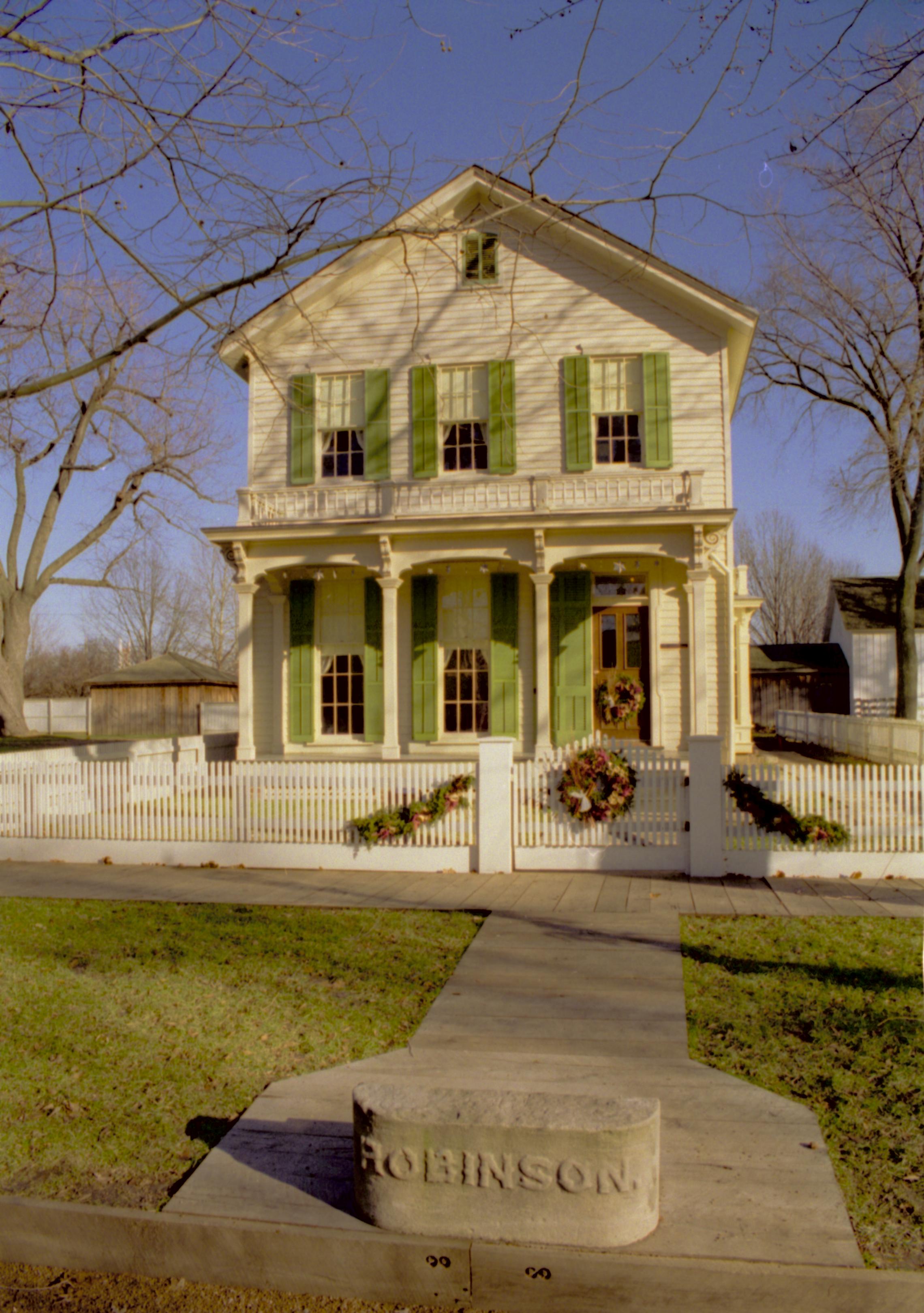 NA Lincoln Home NHS- Christmas in Licoln Neighborhood 1993, Holiday Decorations Christmas, decorations, neighborhood