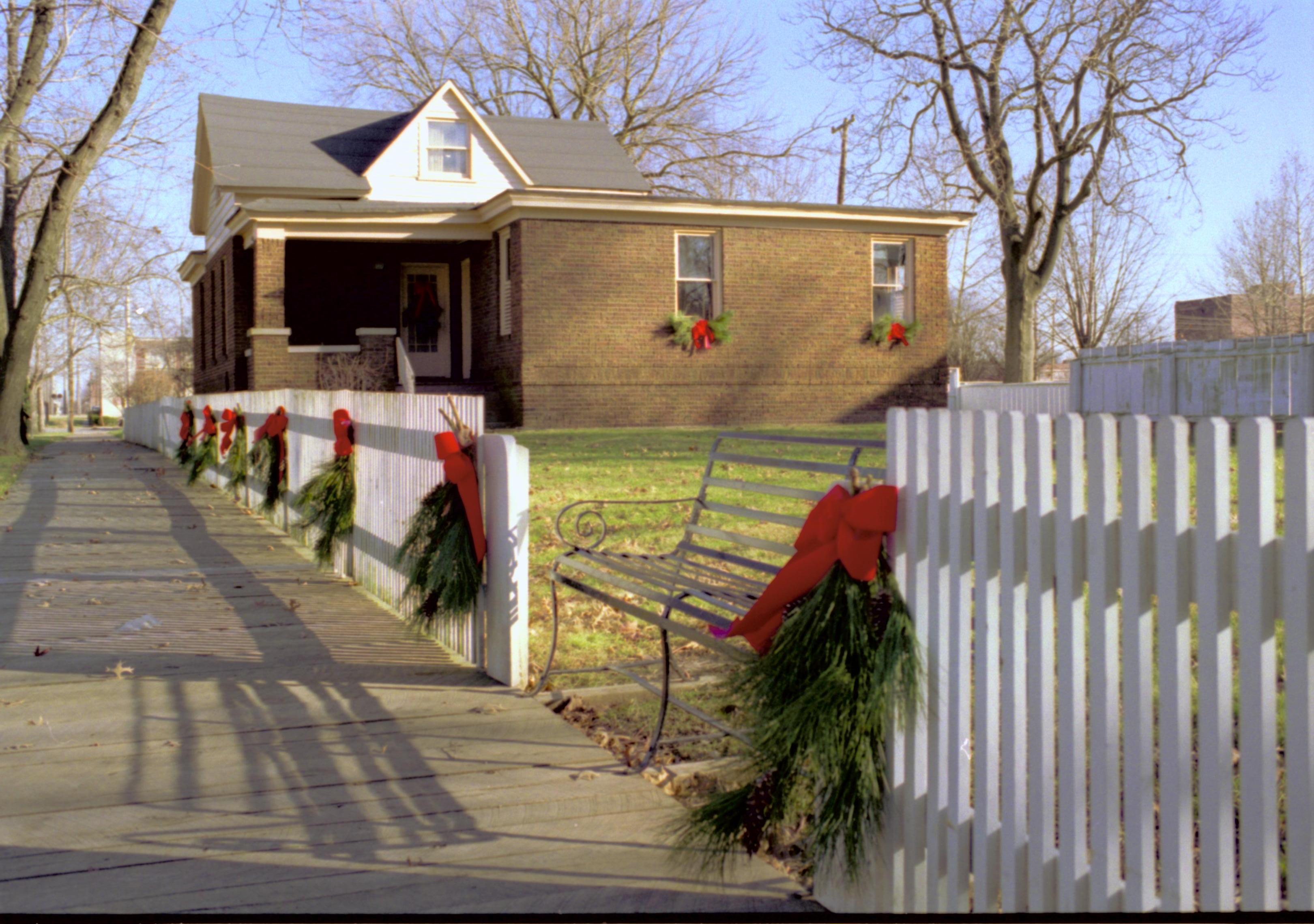 NA Lincoln Home NHS- Christmas in Licoln Neighborhood 1993, Holiday Decorations Christmas, decorations, neighborhood