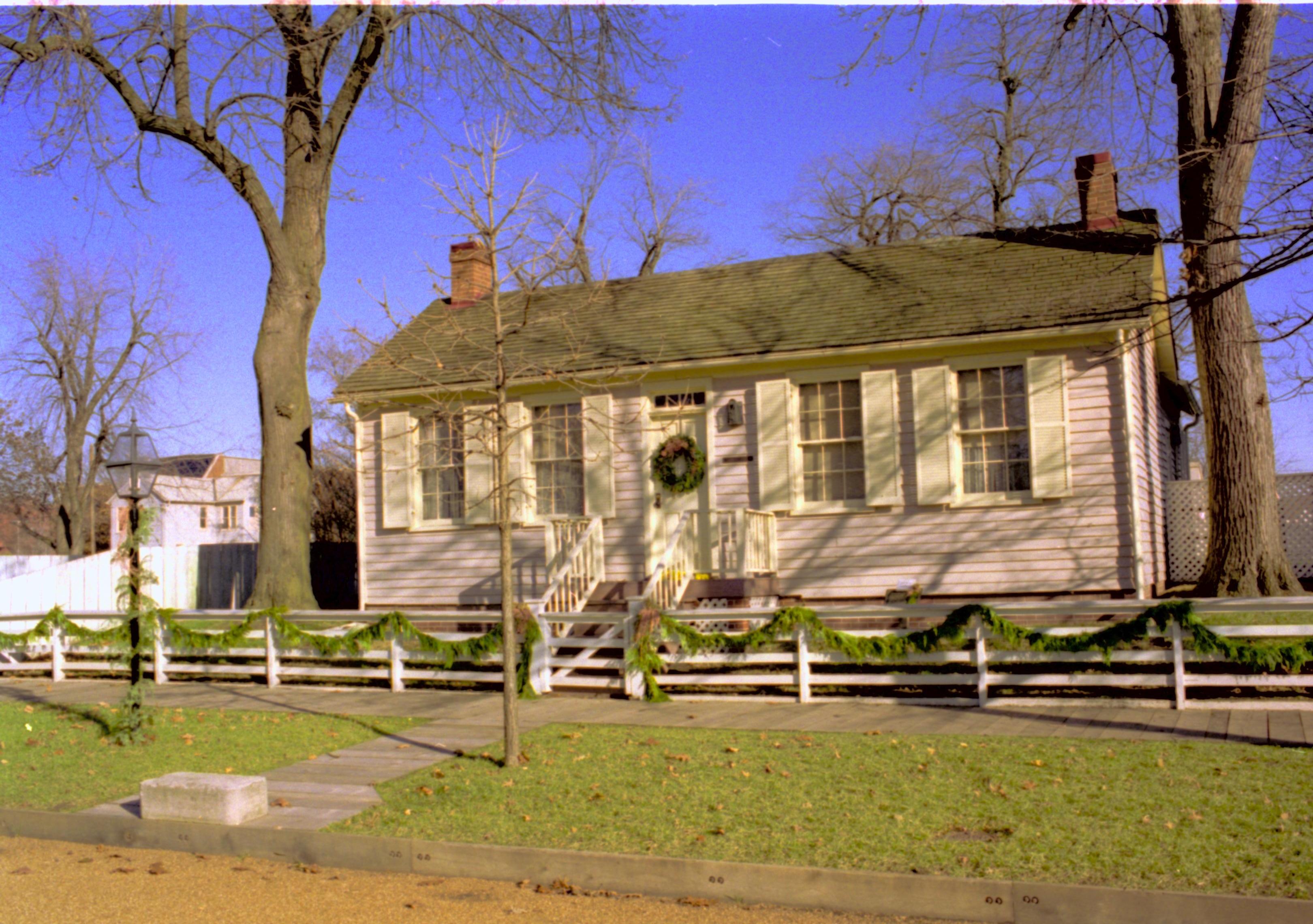 NA Lincoln Home NHS- Christmas in Licoln Neighborhood 1993, Holiday Decorations Christmas, decorations, neighborhood