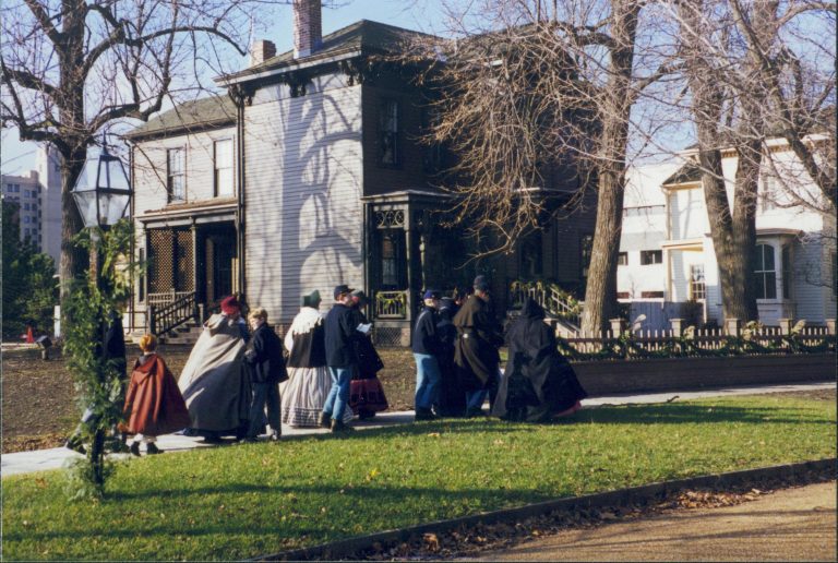 NA Lincoln Home NHS- Christmas in Licoln Neighborhood 1994 Christmas, decorations, neighborhood