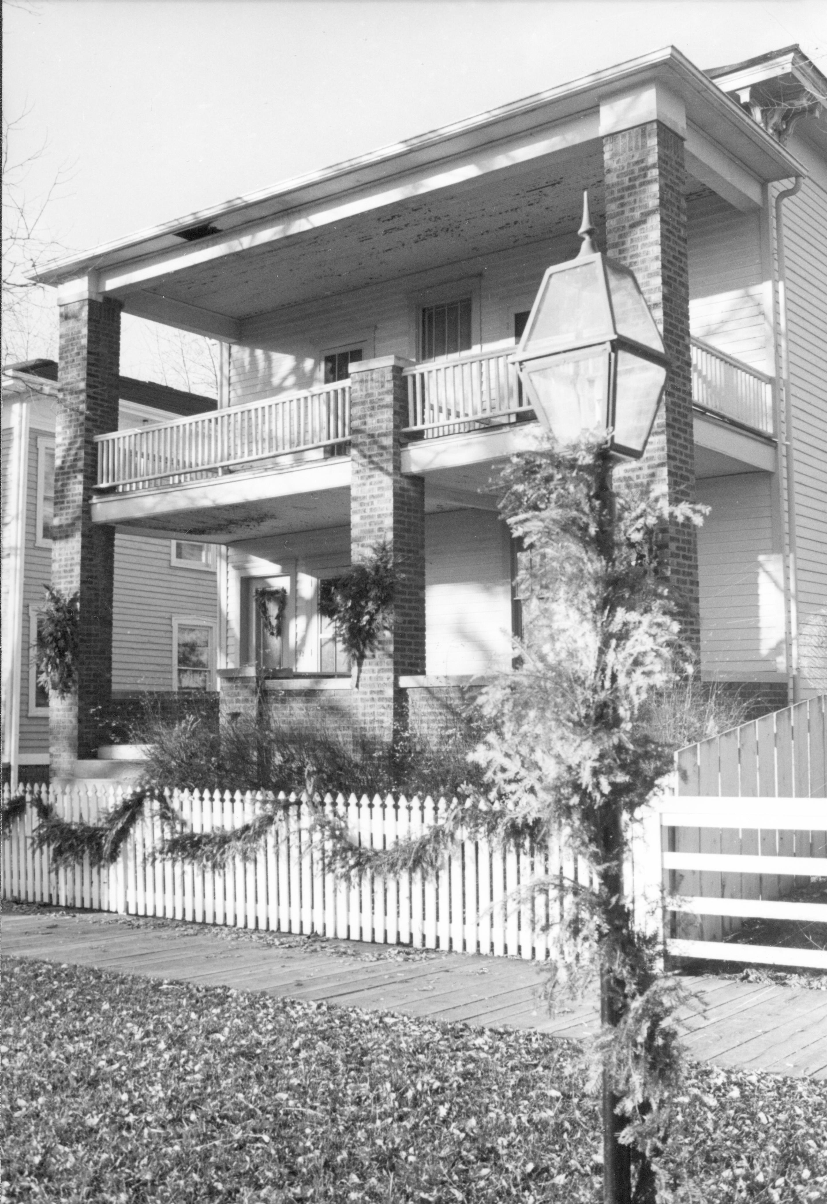 NA Lincoln Home NHS- Christmas in Licoln Neighborhood 1994 Christmas, decorations, neighborhood