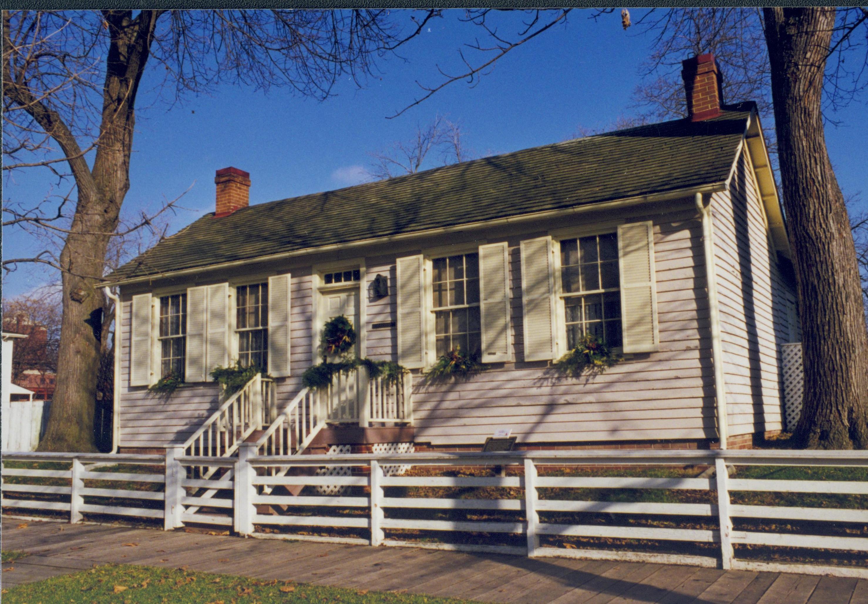 NA Lincoln Home NHS- Christmas in Licoln Neighborhood 1995, Christmas 1995 Christmas, decorations, neighborhood