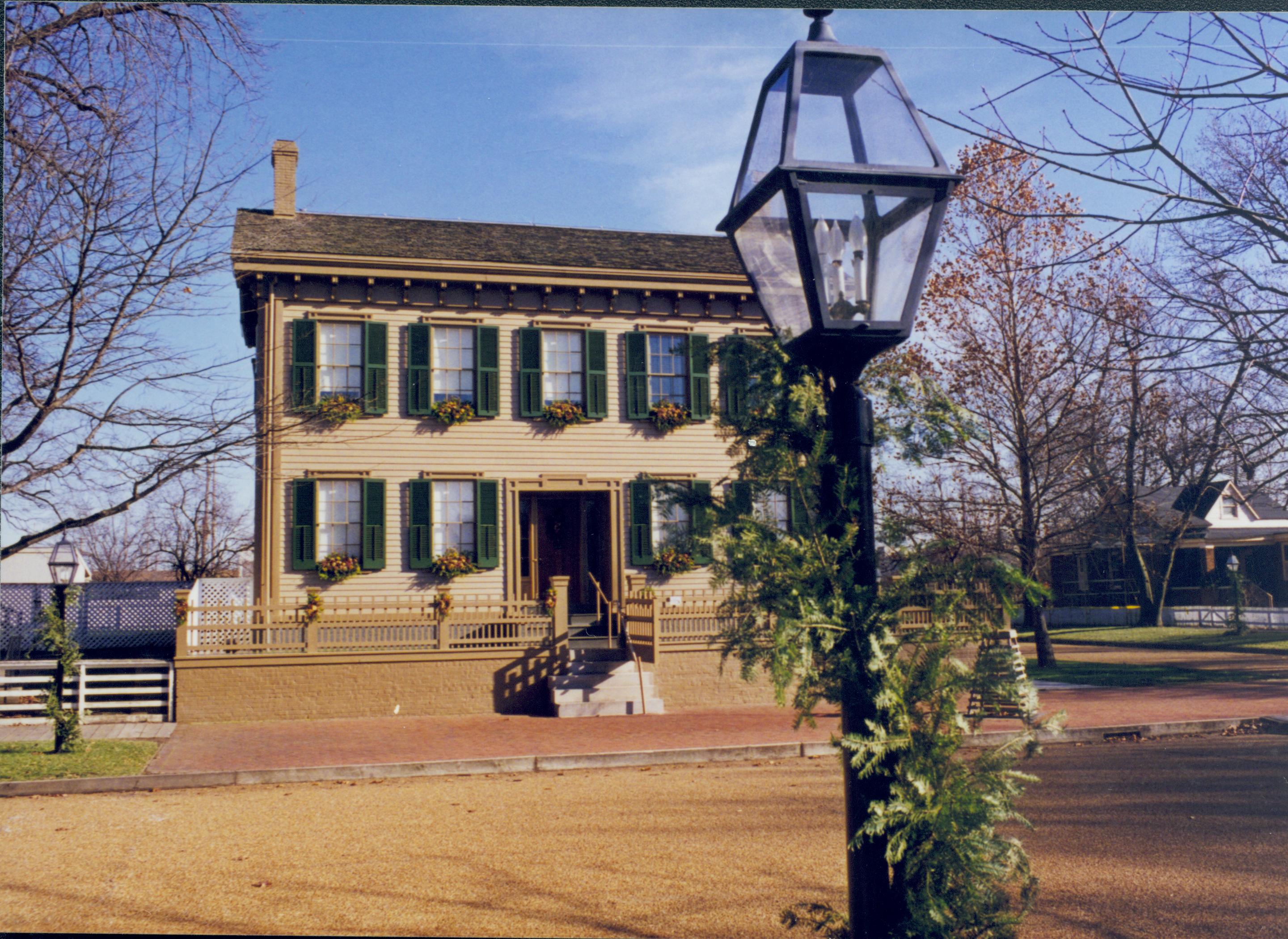 NA Lincoln Home NHS- Christmas in Licoln Neighborhood 1995, Christmas 1995 Christmas, decorations, neighborhood