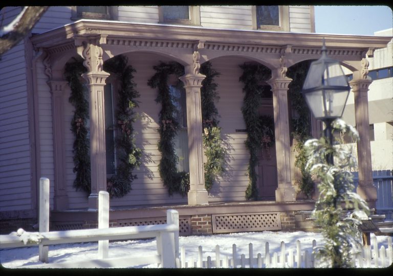 NA Lincoln Home NHS- Christmas in Licoln Neighborhood 1995, Christmas 1995 Christmas, decorations, neighborhood