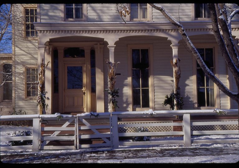 NA Lincoln Home NHS- Christmas in Licoln Neighborhood 1995, Christmas 1995 Christmas, decorations, neighborhood