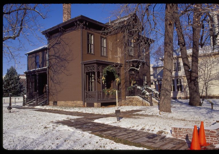 NA Lincoln Home NHS- Christmas in Licoln Neighborhood 1995, Christmas 1995 Christmas, decorations, neighborhood