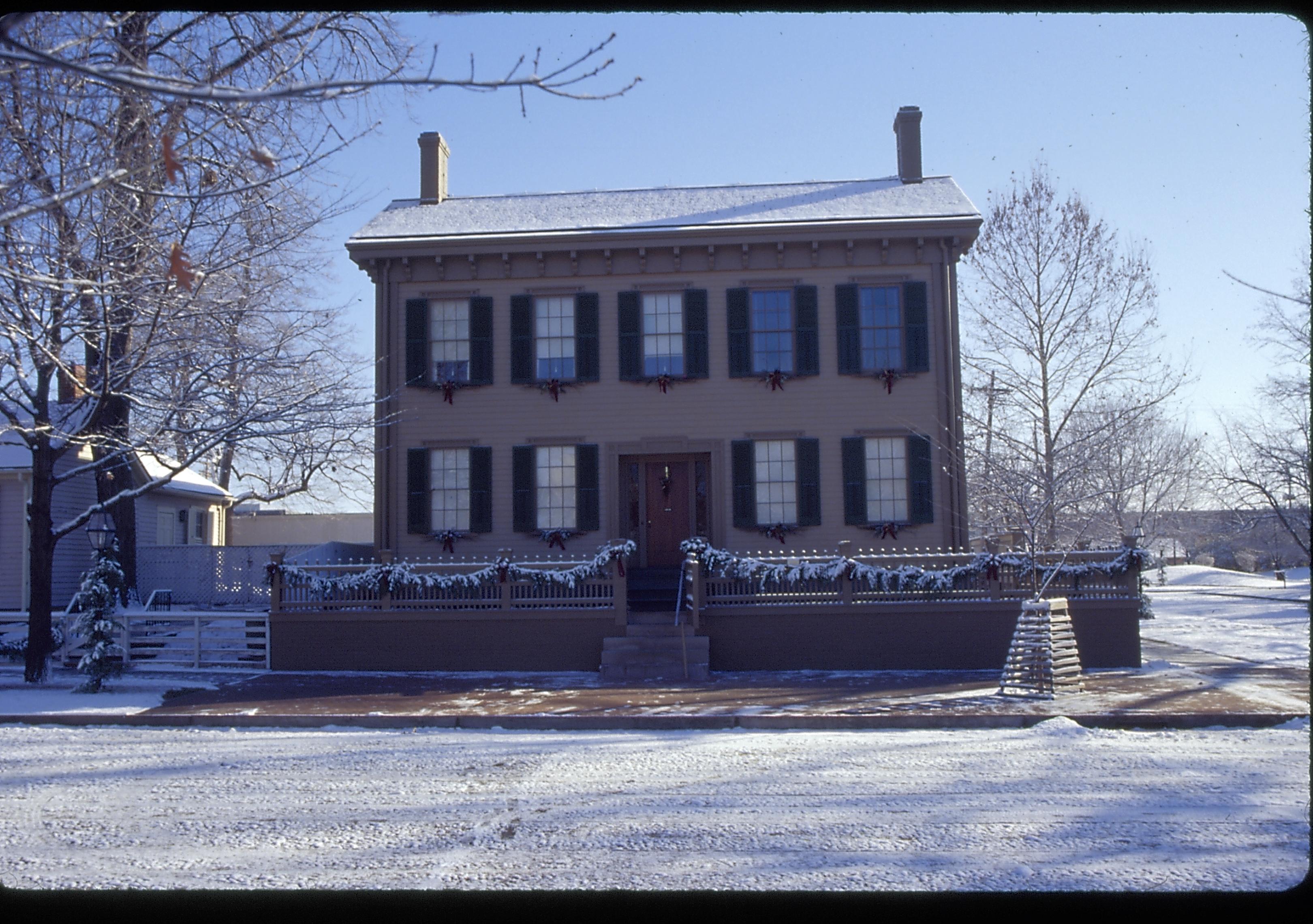 NA Lincoln Home NHS- Christmas in Licoln Neighborhood 1995, Christmas 1995 Christmas, decorations, neighborhood