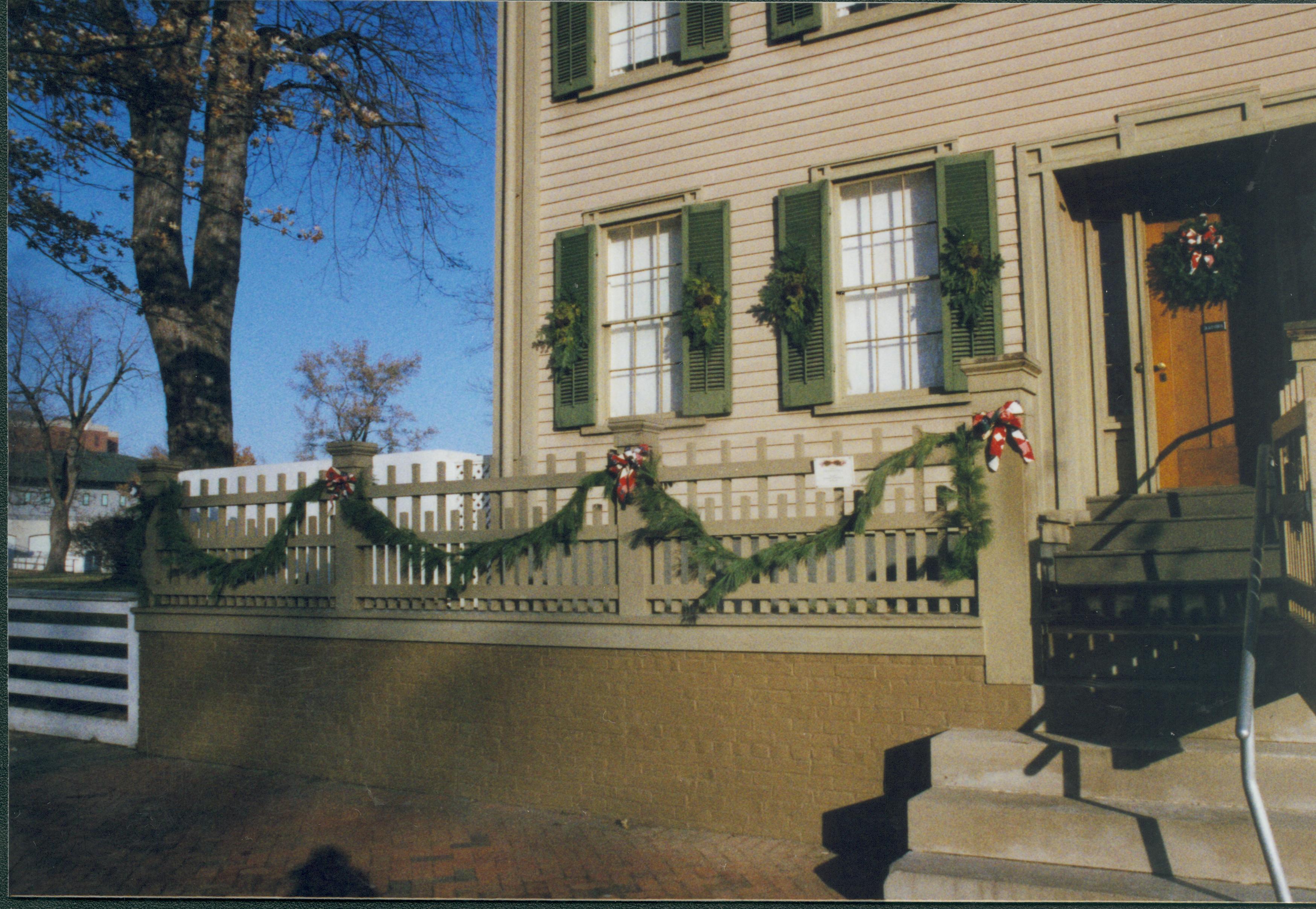 Christmas decorations on West side of Lincoln Home Lincoln Home NHS- Christmas in Lincoln Neighborhood 2000, HS-01 2000-10 Christmas, decorations, neighborhood