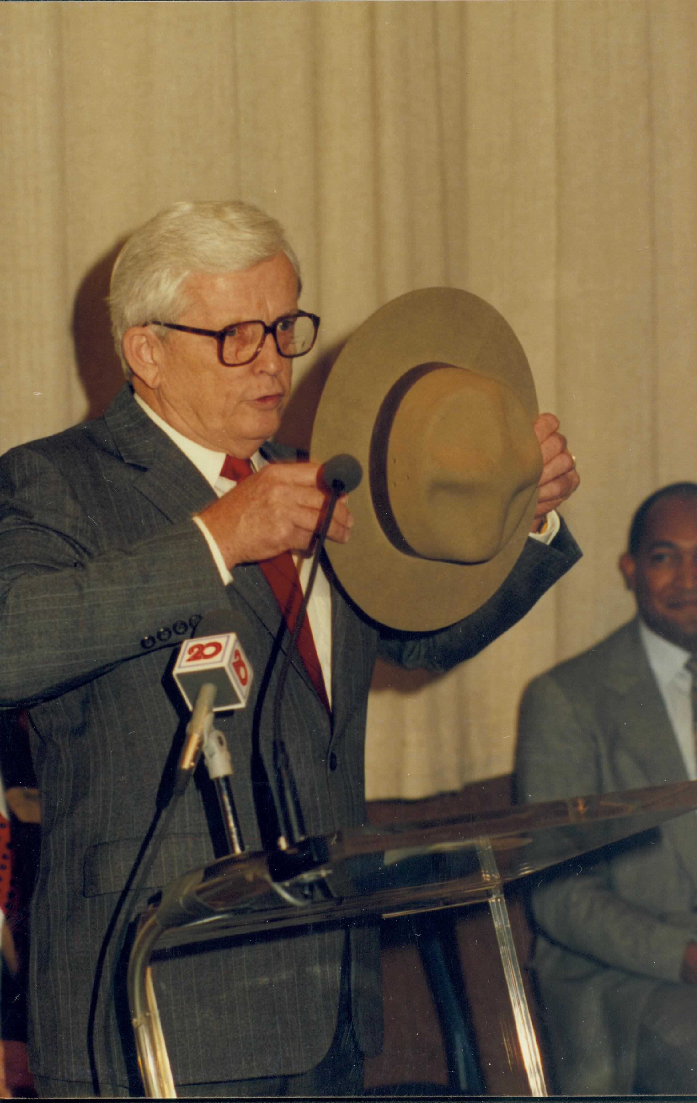 Man holding Ranger hat. Lincoln Home NHS- Paul Findley Recognition Award, 4314 Finley, award