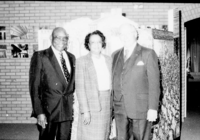 Two men and a lady posing for picture. Lincoln Home NHS- Paul Findley and Michel VIP visit, 121 Finley, Michel, visit, reception