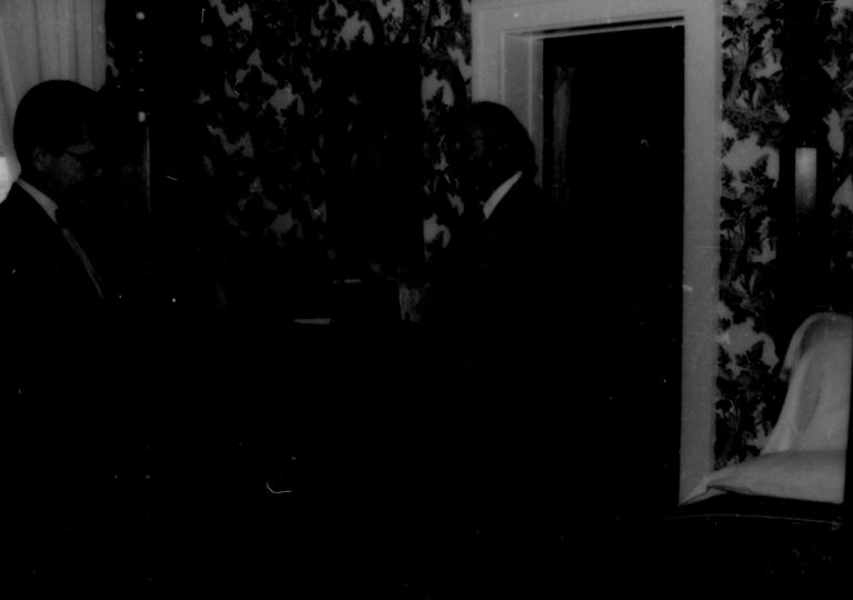 Bad picture Lincoln Home NHS- Paul Findley and Michel VIP visit, 127 Finley, Michel, visit, program