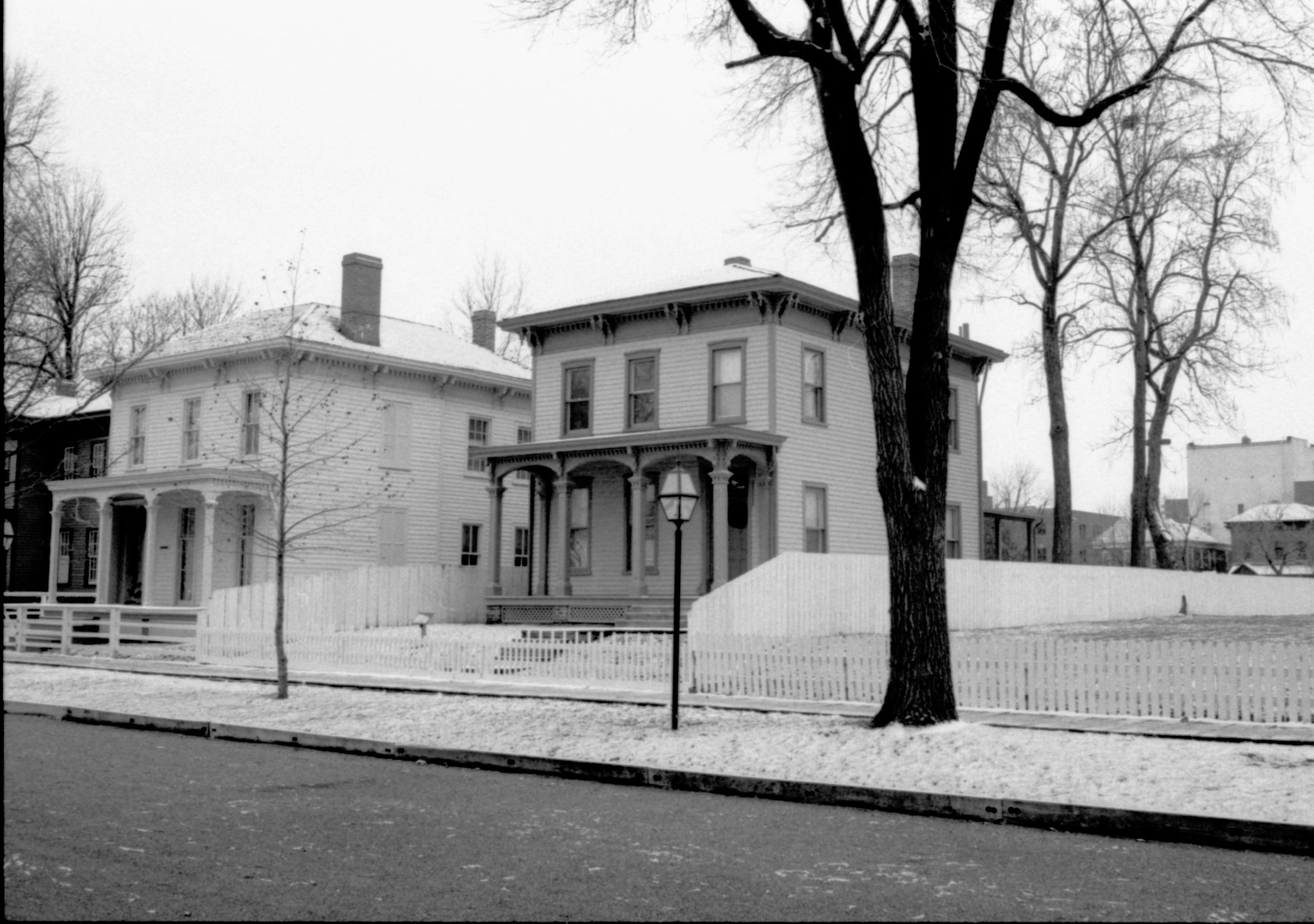 Lincoln Home NHS- Christmas in Lincoln Neighborhood Looking southwest from southeast corner of 8th and Capitol toward Beedle and Lyon homes Christmas, neighborhood, Beedle, Lyon, Rosenwald