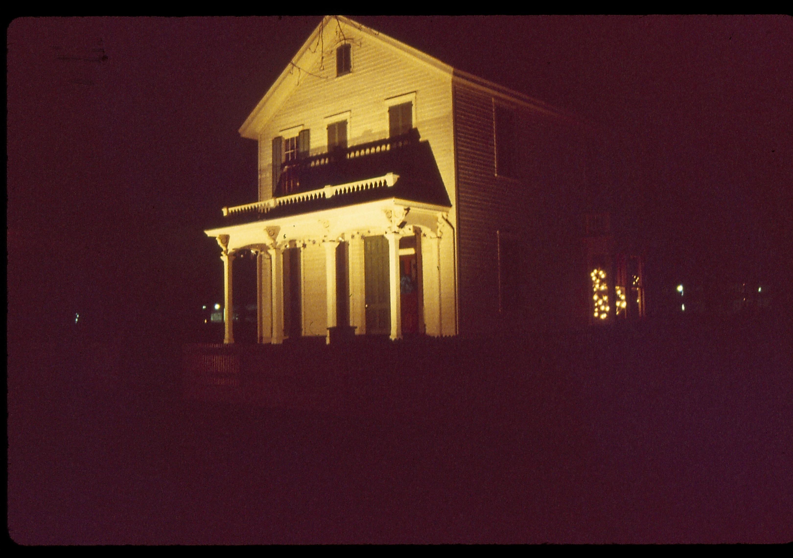 Lincoln Home NHS- Christmas in Lincoln Neighborhood Looking north east from 8th Street, Robinson house at night. Christmas, decorations, night, Robinson