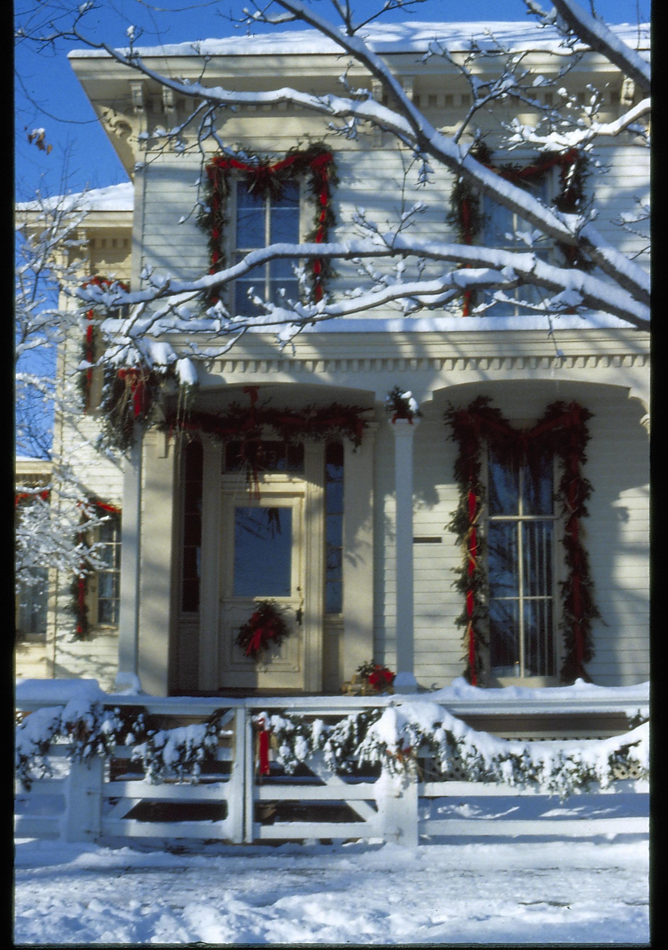 Lincoln Home NHS- Christmas in Lincoln Neighborhood Looking west from 8th STreet, Rosenwald house decorated for Christmas. Detail. Christmas, decorations, Rosenwald, Lyon, snow, decor, wreath, garland